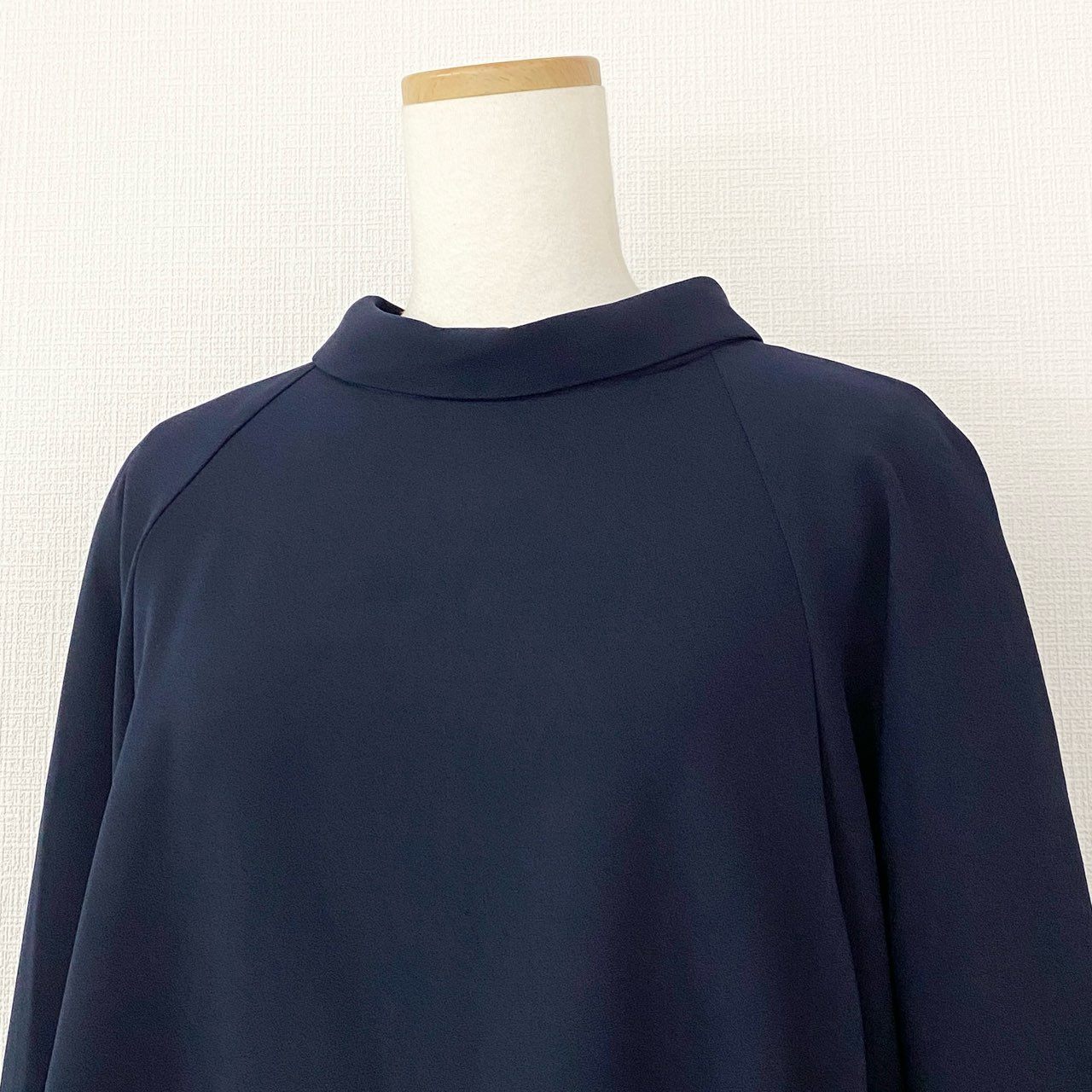 64i11 定価¥30,800 ADORE アドーア ドライタッチ ジョーゼットブラウス 531-1110214 38 ネイビー 二重織 日本製