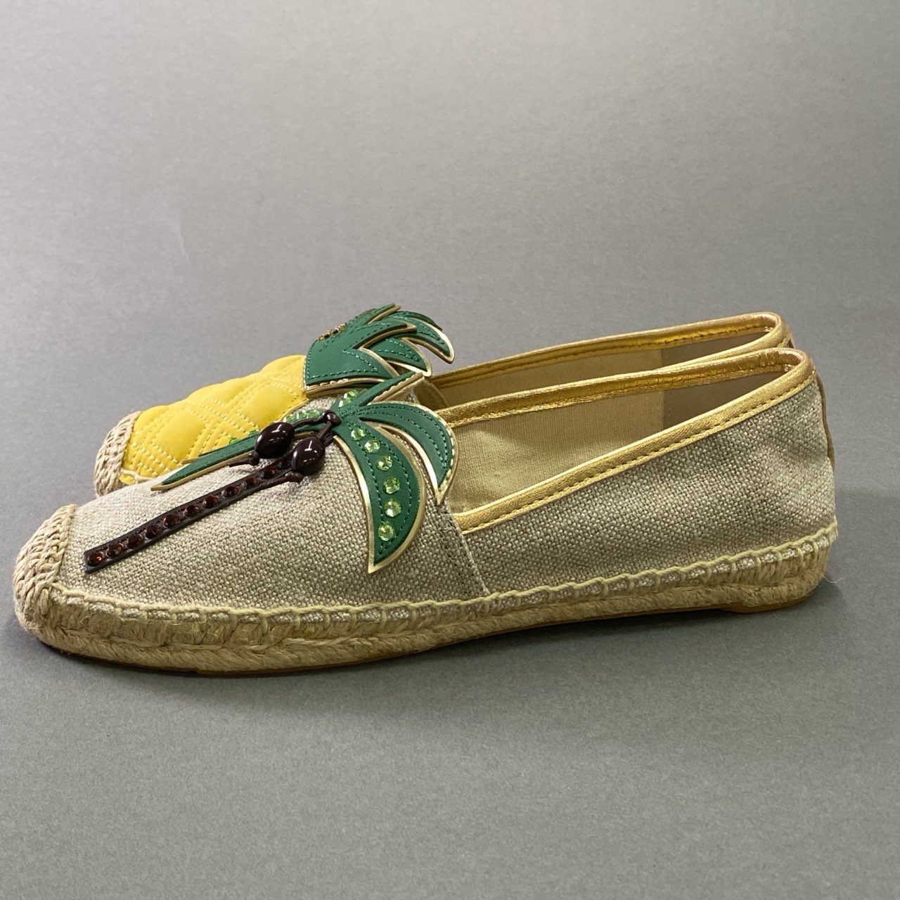 2d21 定価¥31.900 TORY BURCH トリーバーチ エスパドリーユ パイナップル ヤシの木 ハワイ限定 シューズ 7 1/2 ベージュ
