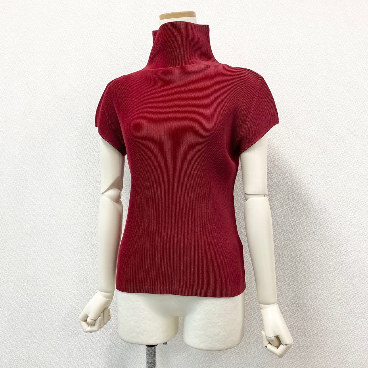 47b28 PLEATS PLEASE プリーツプリーズ イッセイミヤケ プリーツ加工 カットソー トップス レッド ポリエステル100% レディース