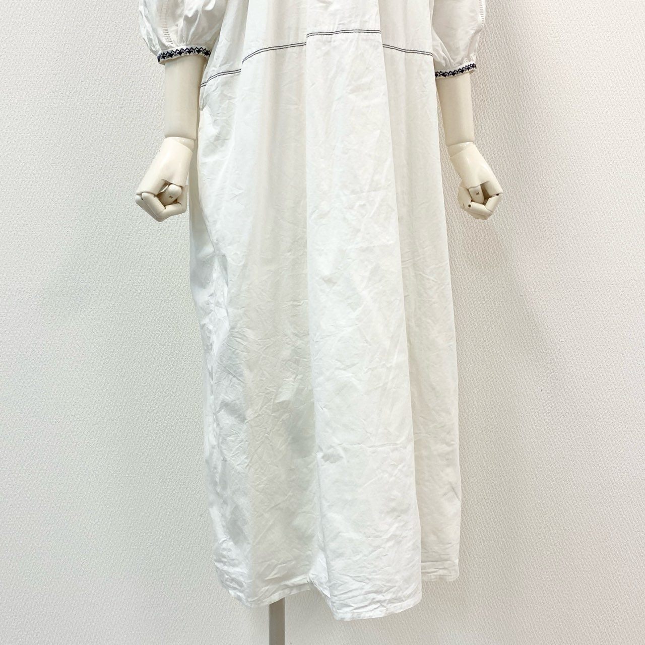 48e12 CLANE クラネ SMOCK EMBROIDERY ONEPIECE エンブロイダリー 半袖ワンピース ドレス スモック 刺繍 10112-5262 1 ホワイト コットン