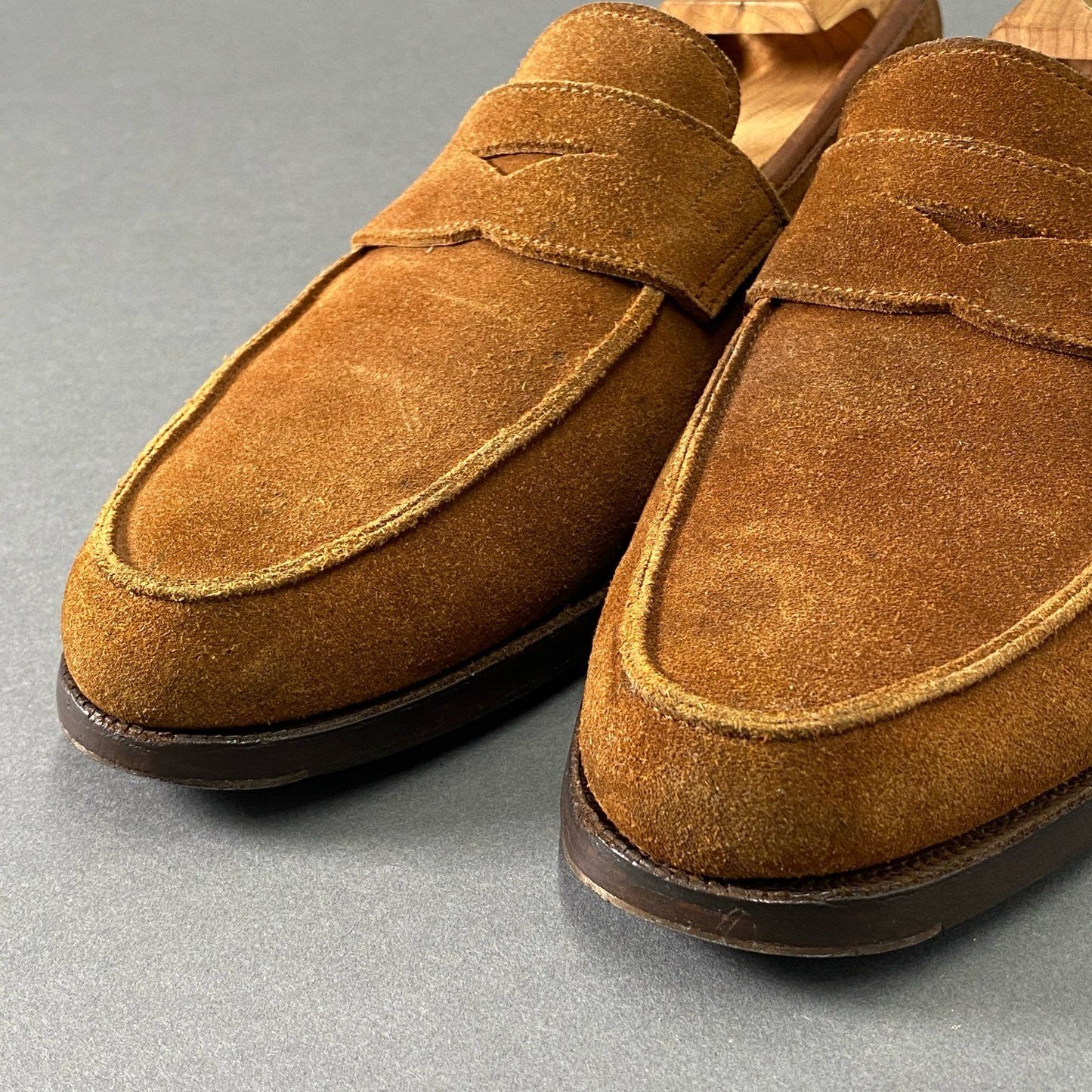 2d10 CROCKETT&JONES クロケットアンドジョーンズ × UNITED ARROWS ユナイテッドアローズ コインローファー 25.5~26.0cm相当 ブラウン スエード レザー ドレスシューズ メンズ 紳士靴 英国靴 革靴