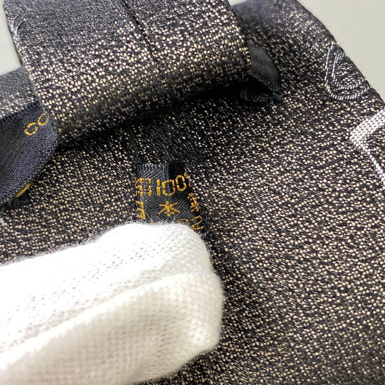 j16 COMME des GARCONS HOMME コムデギャルソン オム ネクタイ シルク 絹100% アニマル柄 フォーマル メンズu02t