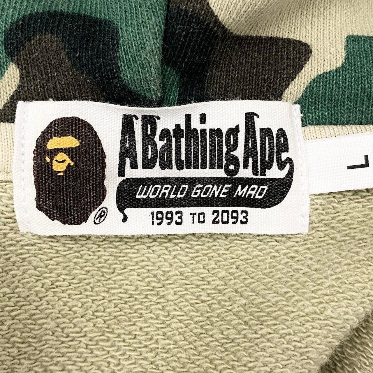 32e16 ABathing Ape アベイシングエイプ WOODLAND CAMO フルジップフーディー パーカー 001ZPJ301006M Lサイズ グリーン ベージュ コットン100% メンズ 男性用t18r