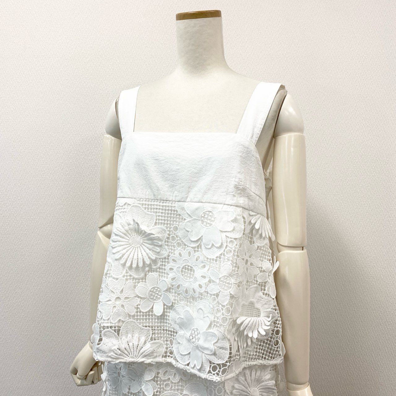 9f12 《美品》 COEL コエル セットアップ ノースリーブ トップス フラワーレース キャミソール スカート レディース 女性用 184206042 36 ホワイト