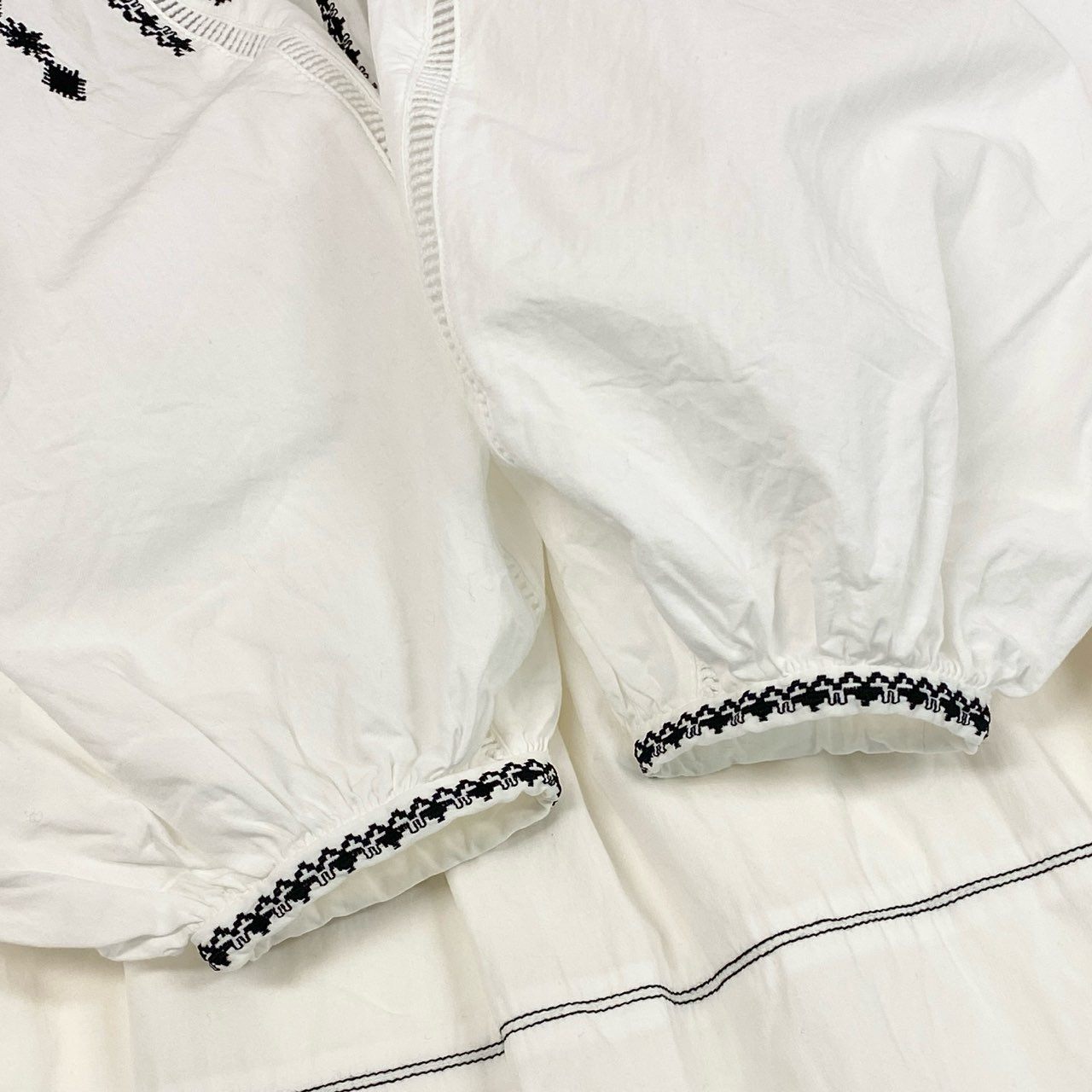 48e12 CLANE クラネ SMOCK EMBROIDERY ONEPIECE エンブロイダリー 半袖ワンピース ドレス スモック 刺繍 10112-5262 1 ホワイト コットン