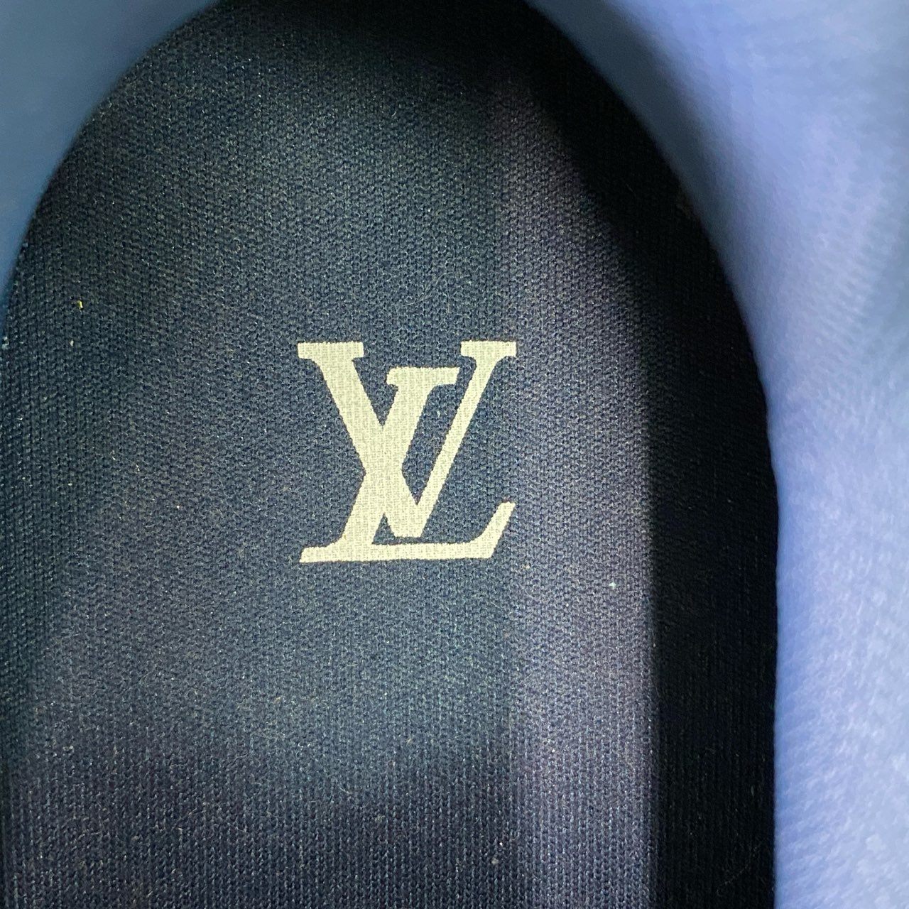 4f11 《美品》 LOUIS VUITTON ルイヴィトン アビューライン ローカットスニーカー シューズ 宮下パーク限定カラー GO1220 7 ブルー