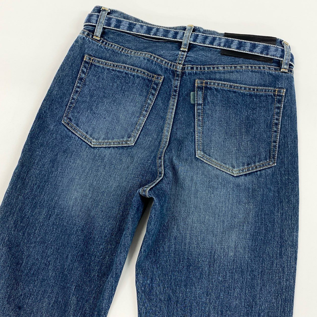 40h24 《新品保管品》sacai サカイ BELTED STRAIGHT DENIM PANTS ベルテッドデニムパンツ ストレートデニムパンツ 23SS 23-3020M 1サイズ インディゴ メンズ 男性用k02i