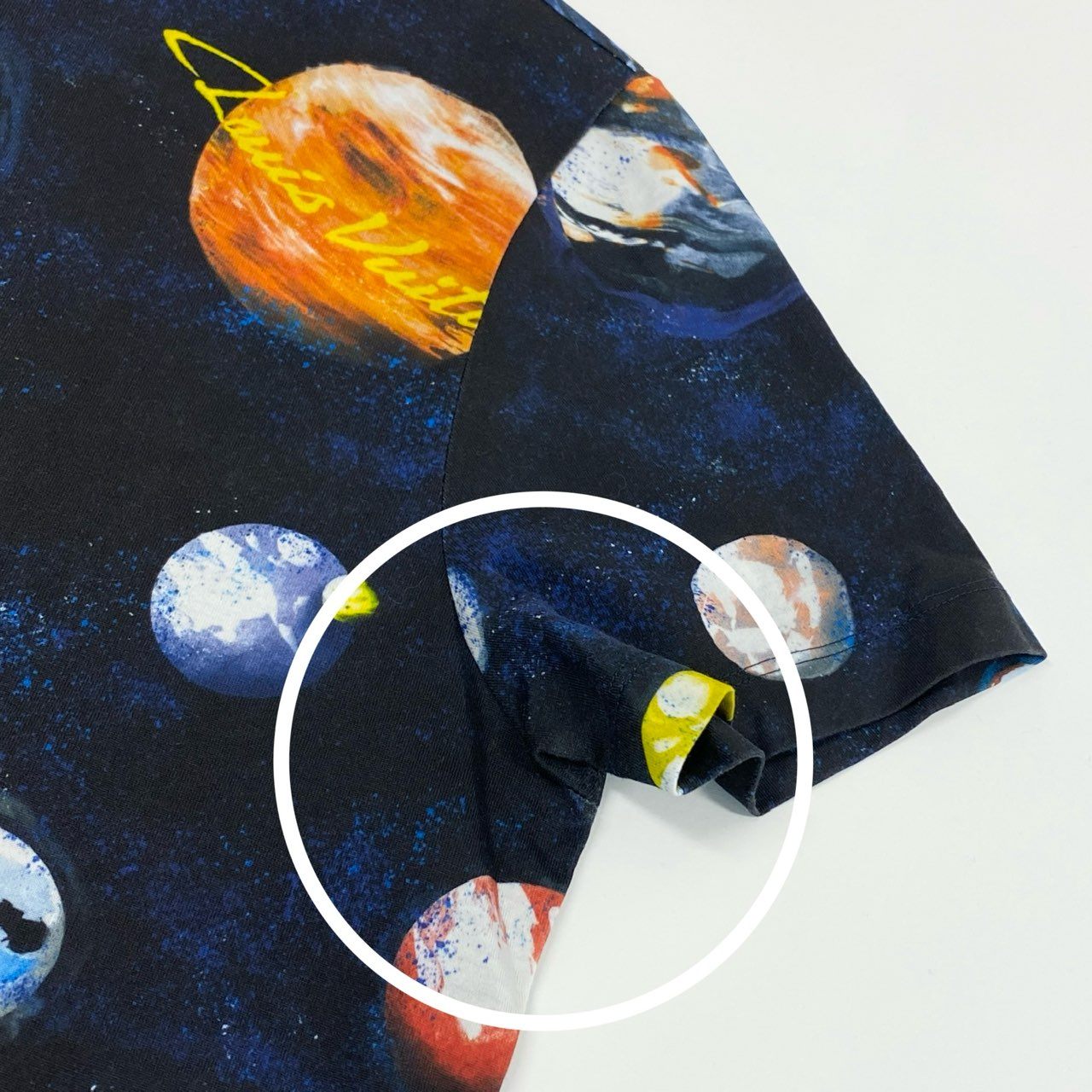 50l6 《美品》 イタリア製 LOUIS VUITTON ルイヴィトン ギャラクシー 宇宙柄 半袖Tシャツ カットソー トップス RM191M FMB HGY13W サイズS マルチカラー コットン100% メンズ 紳士服