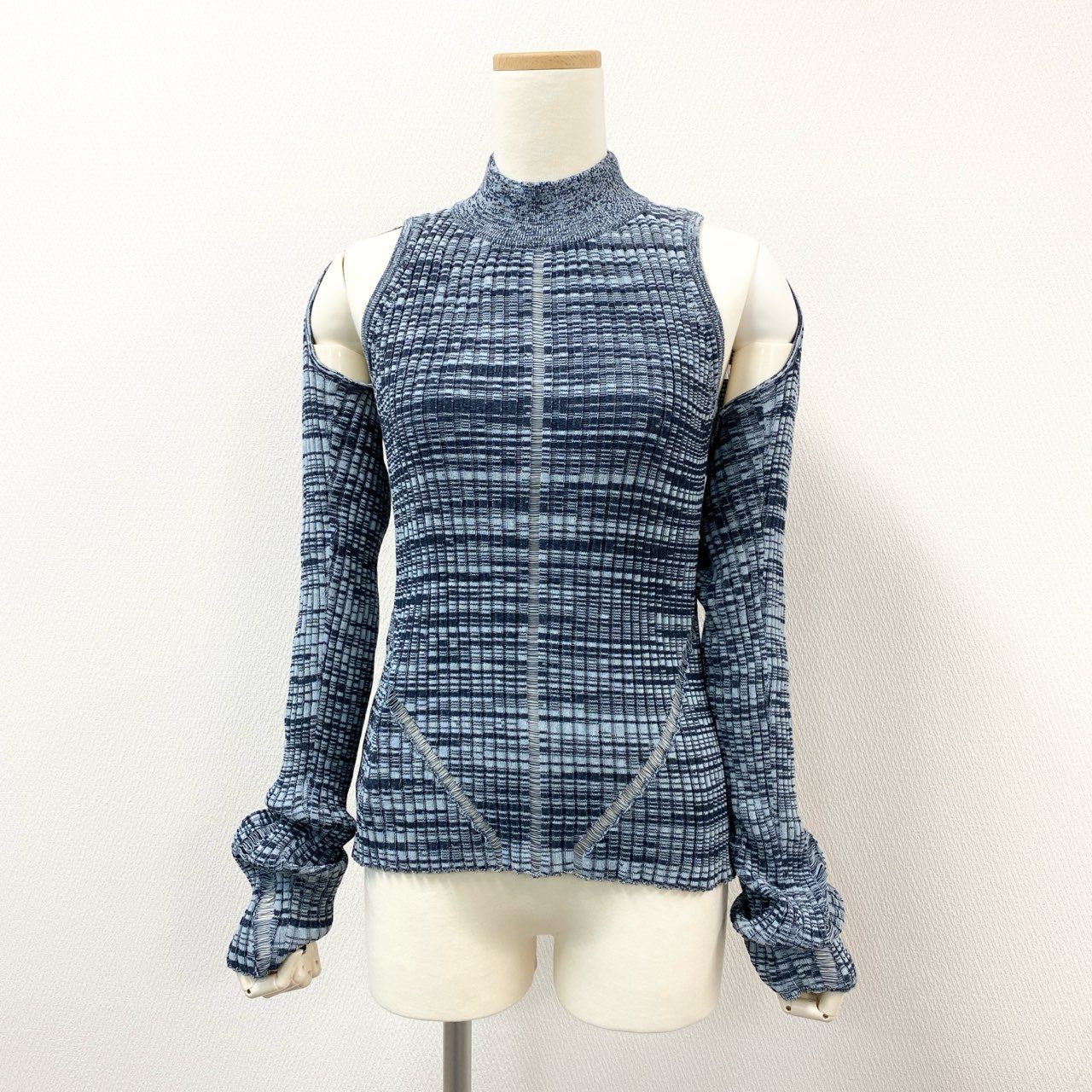 54h27 《未使用》 STRIAE BY McQ ALEXANDER McQUEEN マックキュー アレキサンダーマックイーン 変形 リブニット セーター トップス 薄手 667790 サイズL ブルー コットン レディースu02t