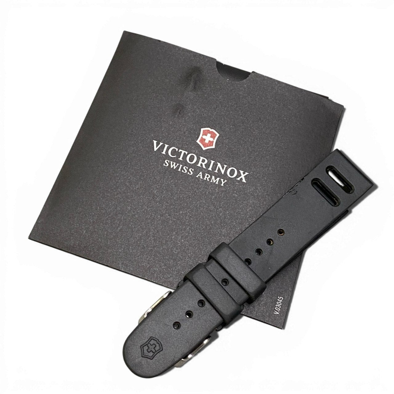 b12 【美品】 VICTORINOX ビクトリノックス FieldForce GMT フィールドフォース クォーツ腕時計 デイト 241895 ブラックk02i