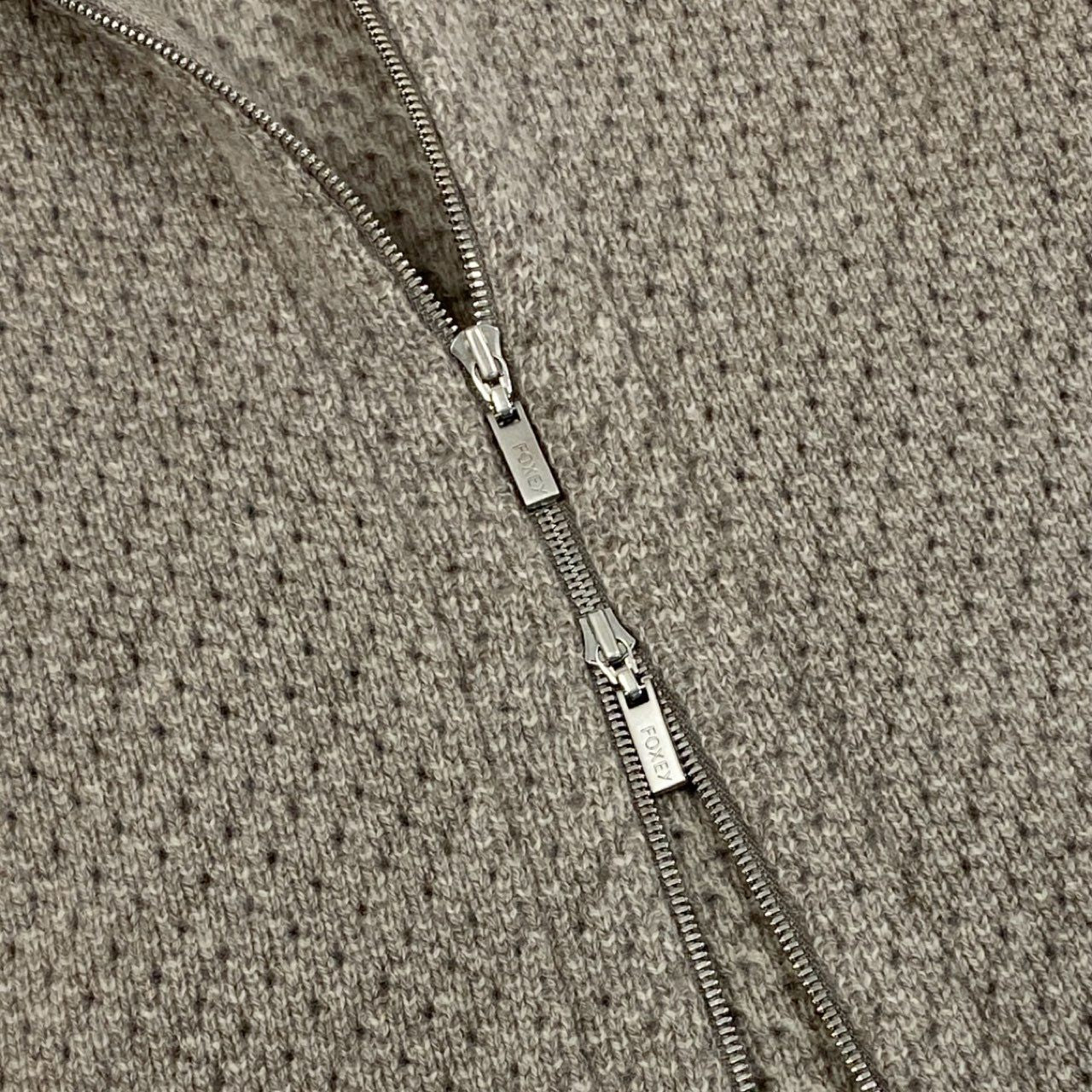 8h4【極美品】FOXEY フォクシー ダブルジップ カシミヤニットパーカー SEA BREEZE PARKA サイズ38 ベージュ レディース カシミアk02i