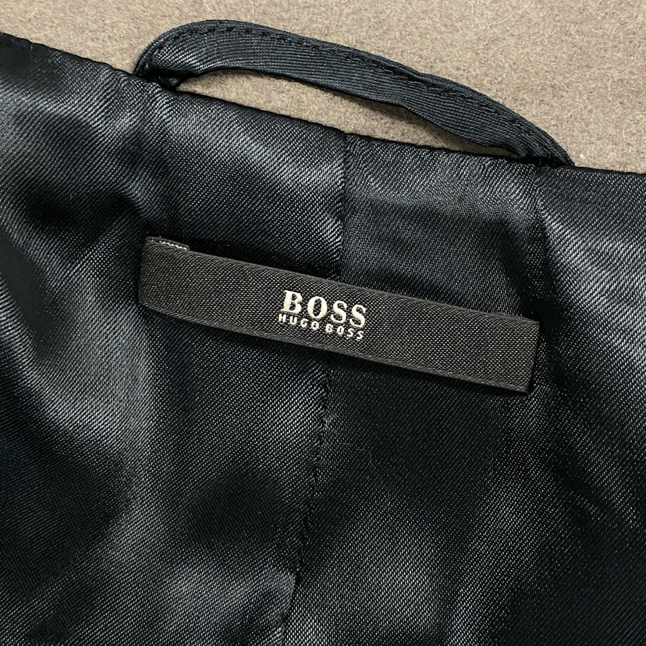 81h7《極美品》HUGO BOSS ヒューゴボス ウールコート ラクーンファー フラップベルト 34 ブラウン レディースk02i