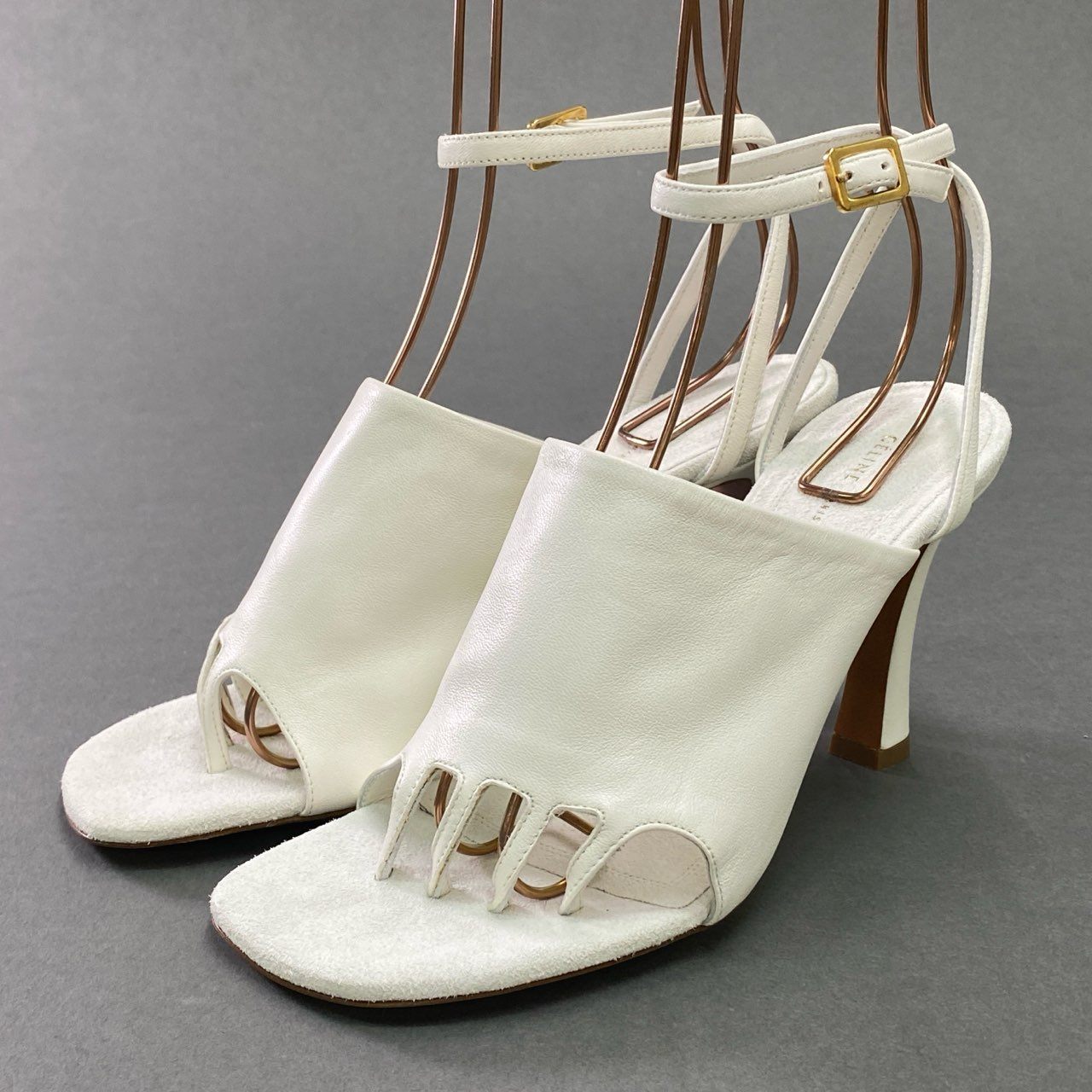 2c26 《未使用品》定価¥113400 CELINE セリーヌ アンクルストラップ ブーティ サンダル 36.5 ホワイト レザー シューズ イタリア製