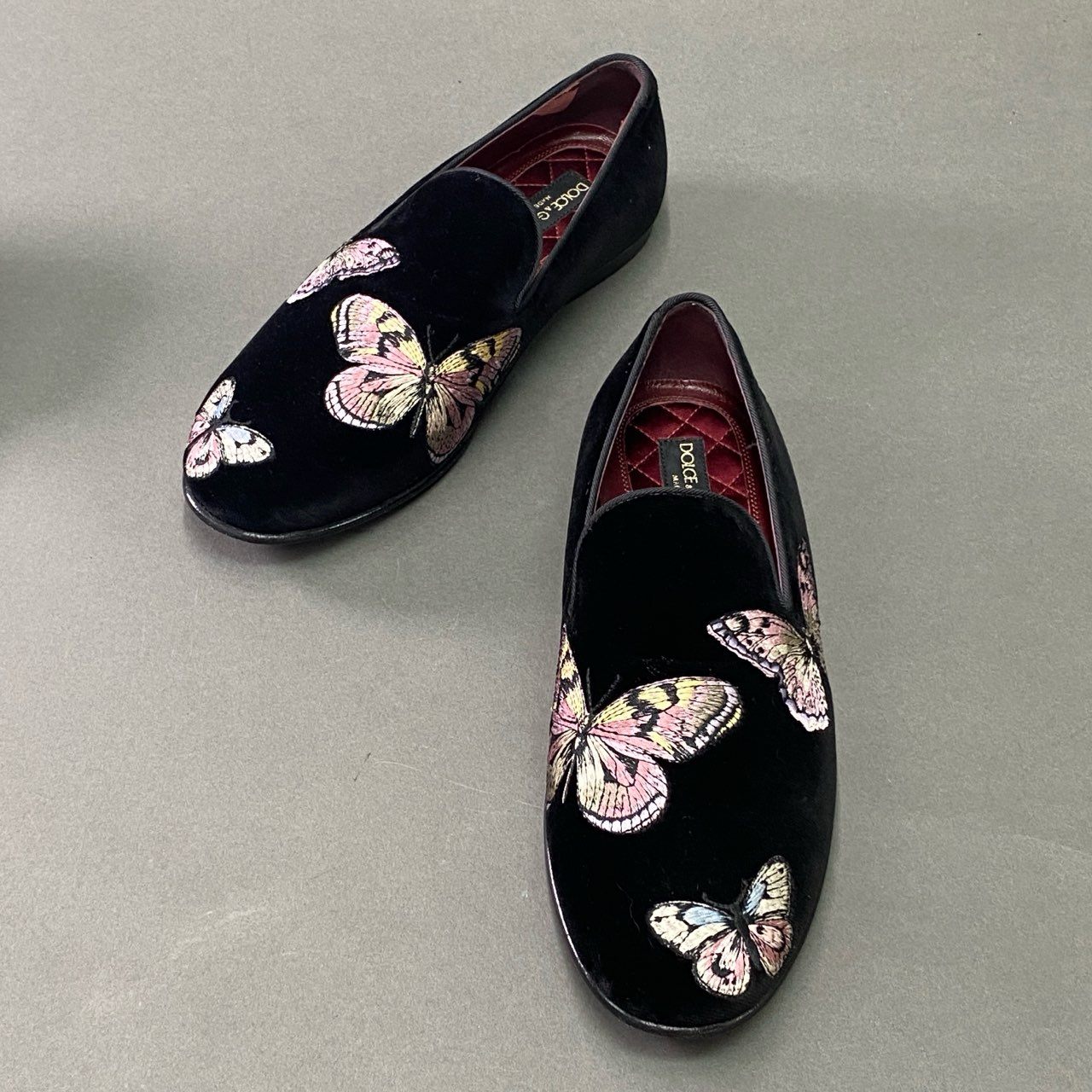 8b14 DOLCE&GABBANA ドルチェアンドガッバーナ バタフライ刺繍 オペラシューズ 7 ブラック ベロア 蝶 スリッポン ローファー D&G ドルガバ イタリア製
