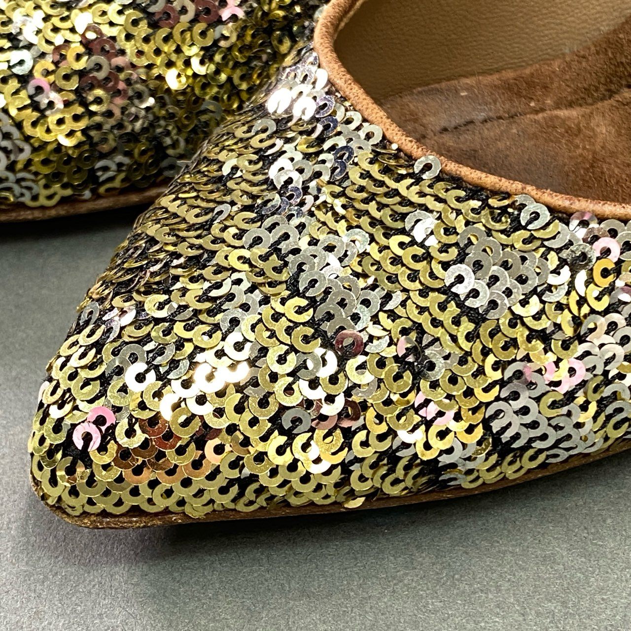 3k29 DOLCE&GABBANA ドルチェアンドガッパーナ イタリア製 スパンコール ヒールパンプス ハイヒール ポインテッドトゥ 37 ゴールド シルバー レディース