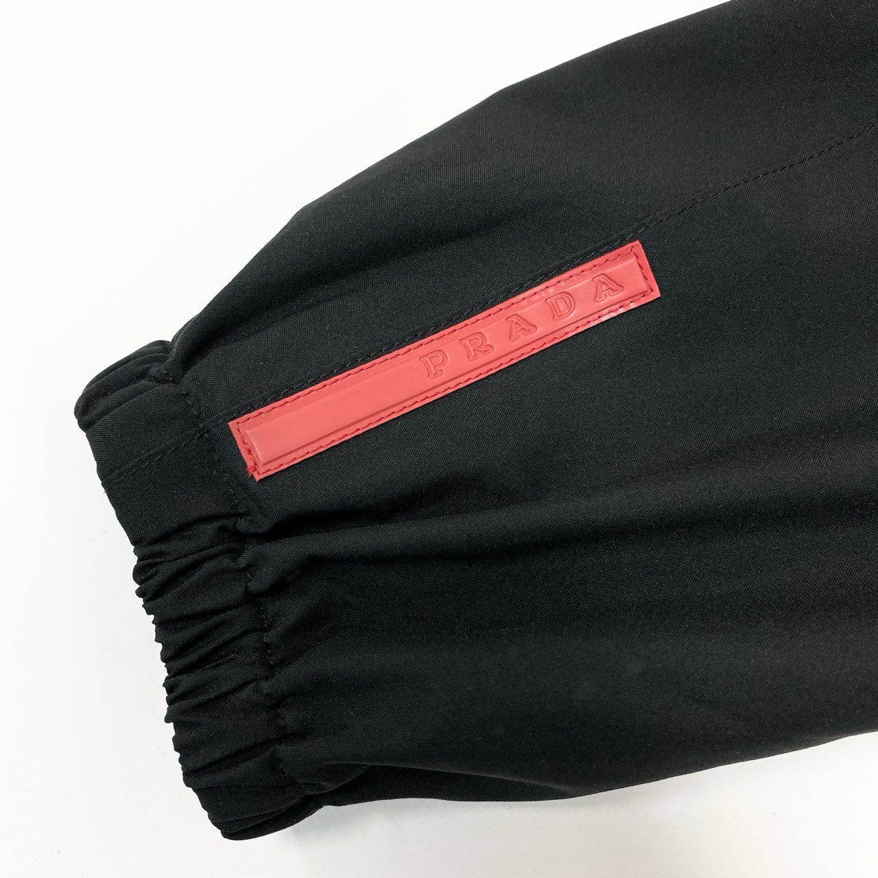 53j28《美品》 PRADA SPORT プラダ スポーツ 00s 袖ロゴ フルジップ ナイロンジャケット SGV84B 48 ブラック フード付 Y2K Vintage ヴィンテージt18r