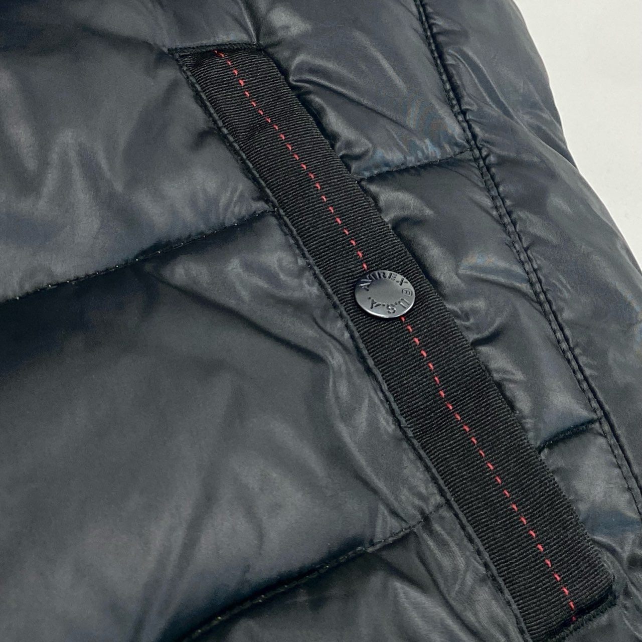 69f21 AVIREX アヴィレックス CERAMIC PADDING USAF JACKET 中綿ジャケット メンズジャケット 男性用 6162140 L ブラック