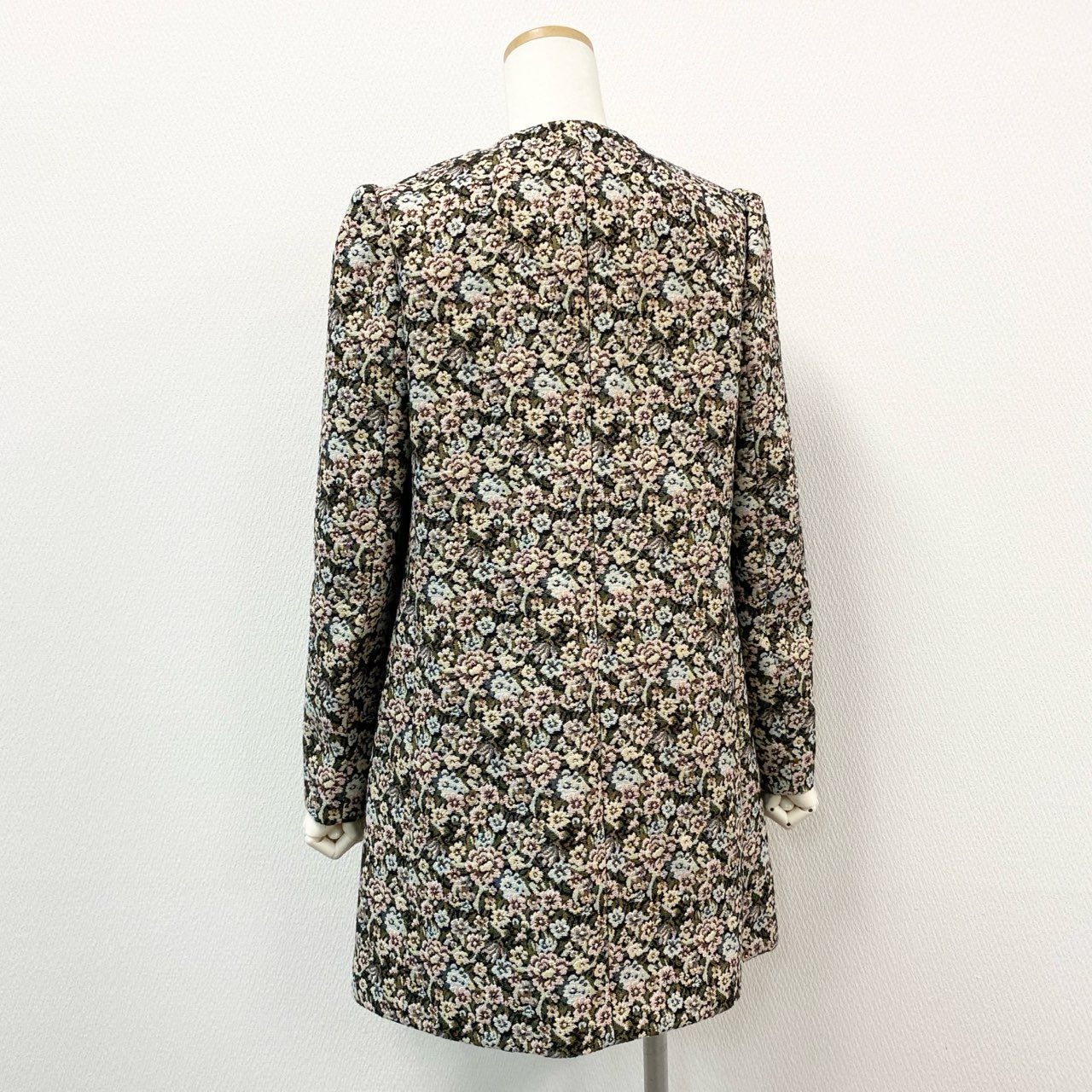 51f2 【美品】 RED VALENTINO レッドヴァレンティノ ゴブラン織り 花柄コート 薄手コート ラメジャガード サイズ42 マルチカラー レディース