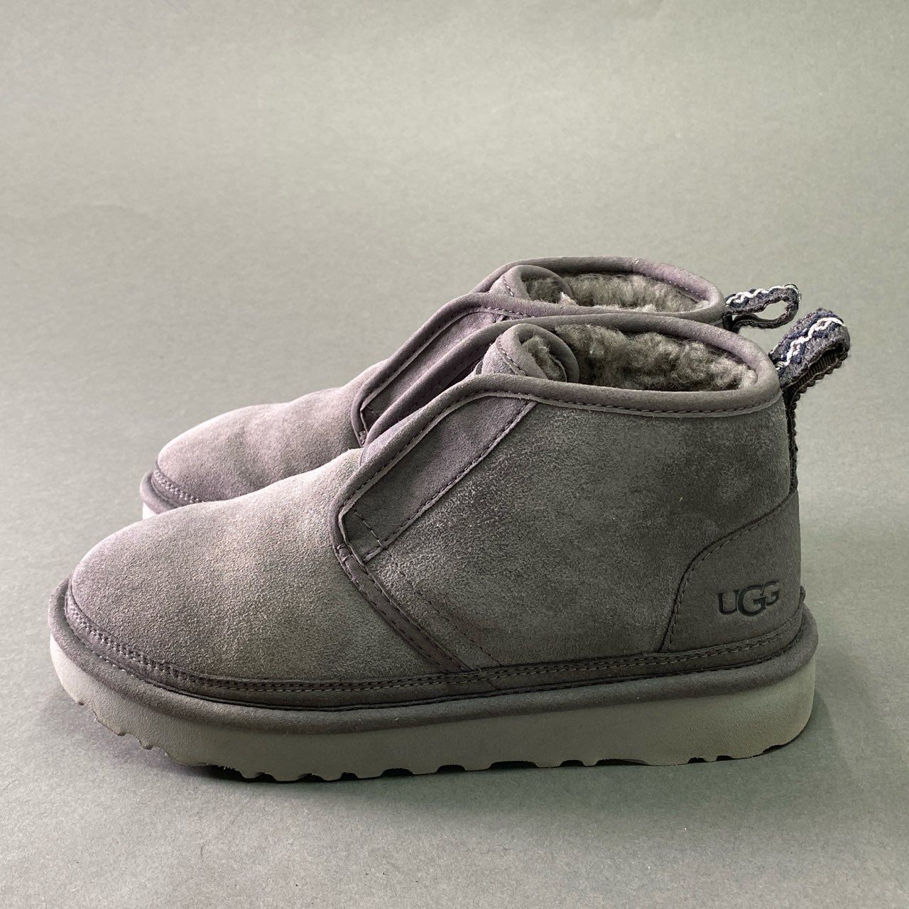 5f10 【美品】UGG アグ オーストラリア NEUMEL FLEX ムートンブーツ ショートブーツ サイズ23 グレー レディース 女性用 靴