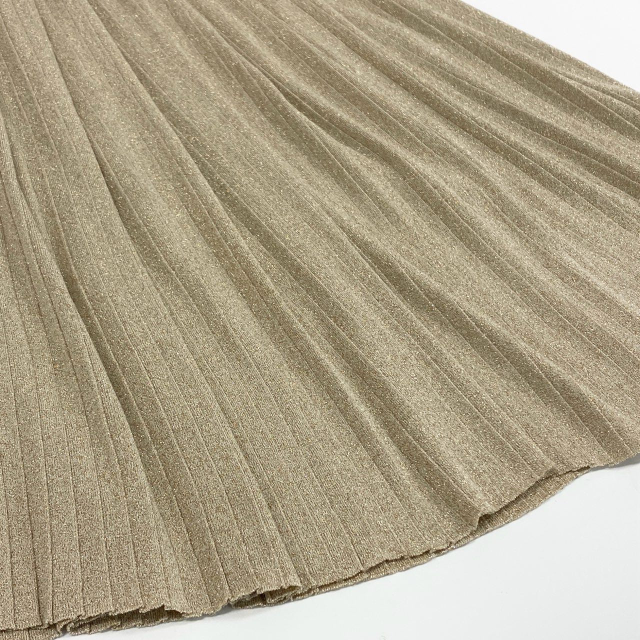 58k27 《美品》定価¥93,500 Drawer ドゥロワー ラメプリーツ ニットスカート F ゴールド イタリア素材 日本製 ボトムス