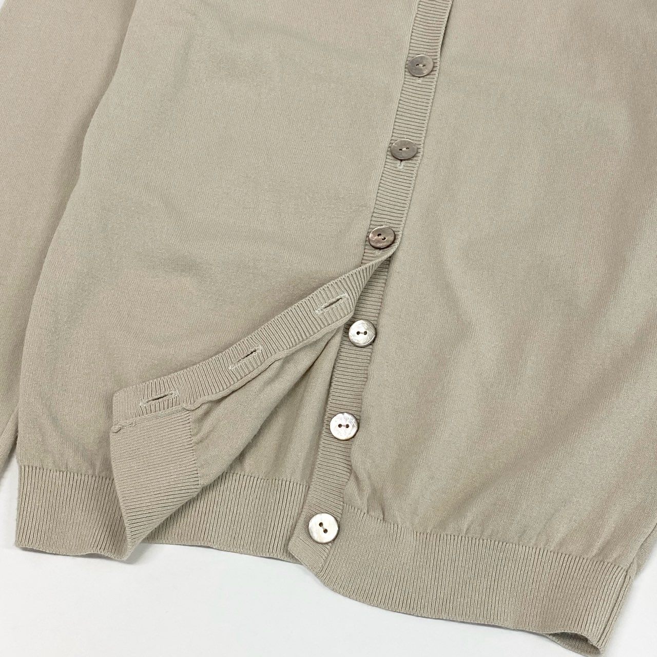 35d7 《新品タグ付き》 FOXEY NEW YORK フォクシー ニューヨーク ツインフェイス ニットカーディガン ボレロカーディガン トップス 33065 サイズ38 ベージュ レディース 日本製
