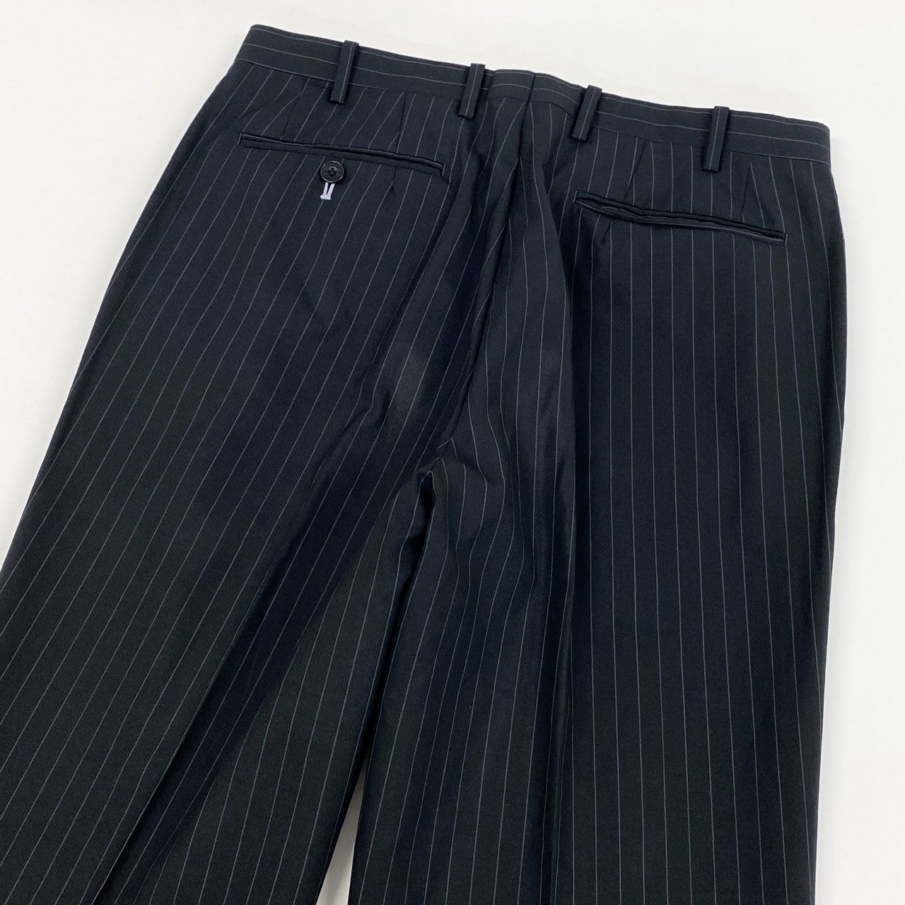 83i3 BURBERRY バーバリー セットアップスーツ テーラードジャケット スラックスパンツ ストライプ ビジネス フォーマル 40 ブラック ダークグレー メンズo07t