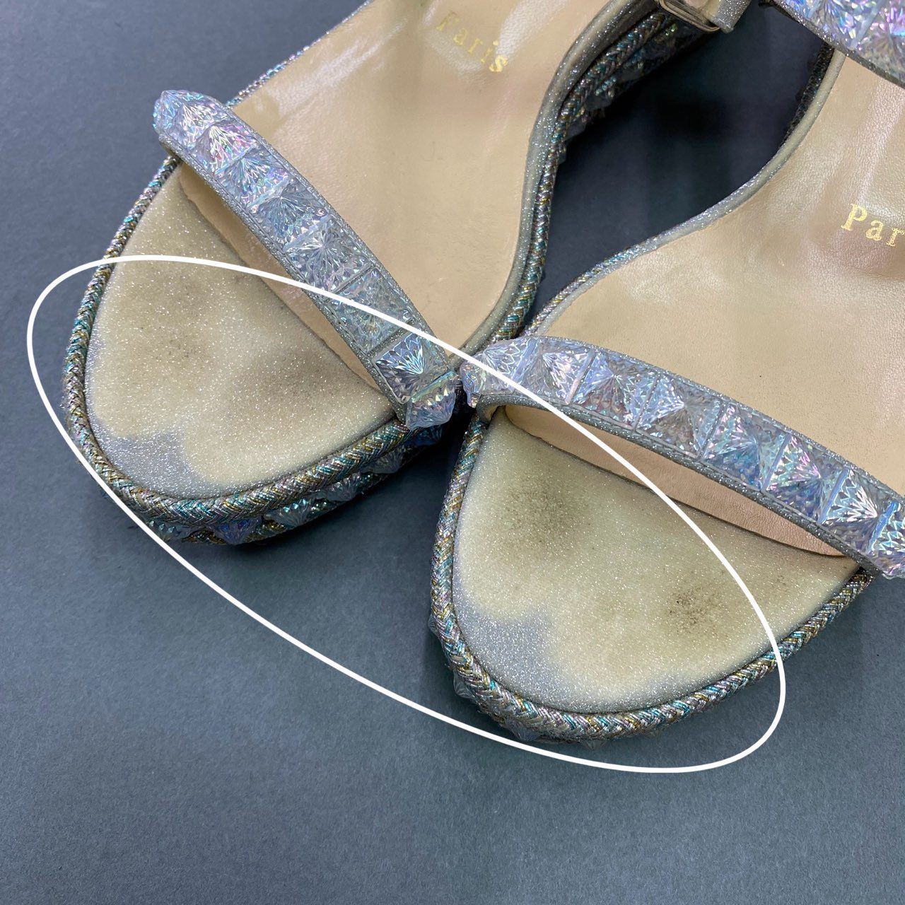 5c21 Christian Louboutin クリスチャンルブタン ラメスタッズ サンダル 37 パールシルバー グリッター スペイン製 シューズ