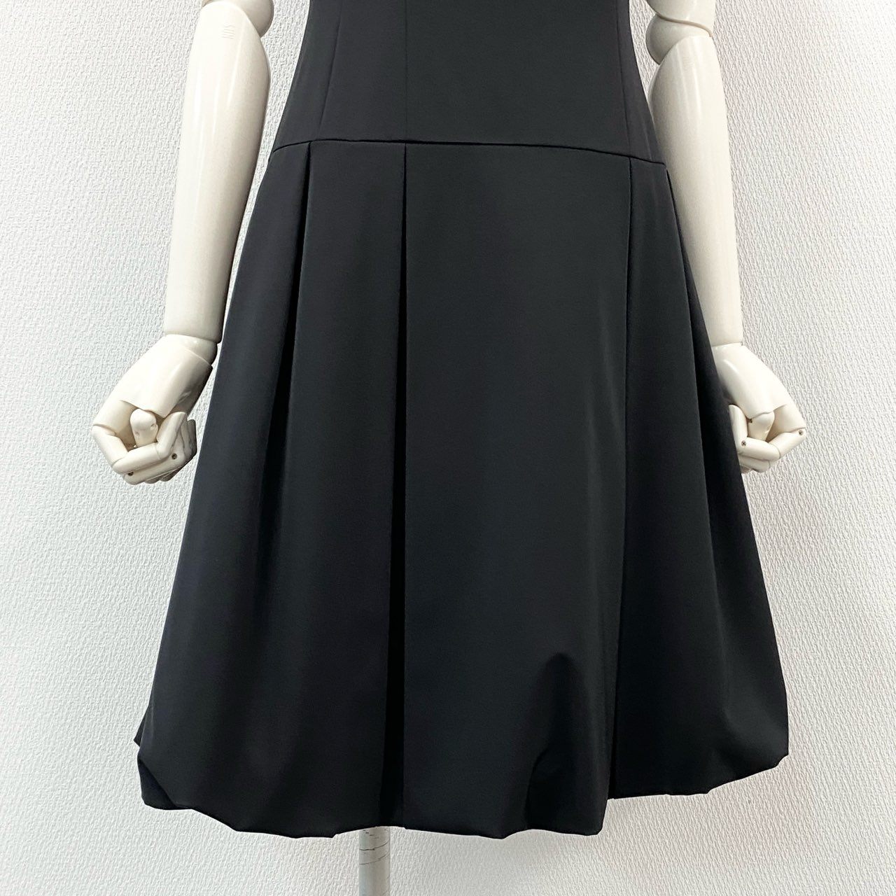65g18 【新品タグ付き】Rene ルネ ノースリーブワンピース ワンピ スクエアネック サイズ36 ダークネイビー レディース 女性用