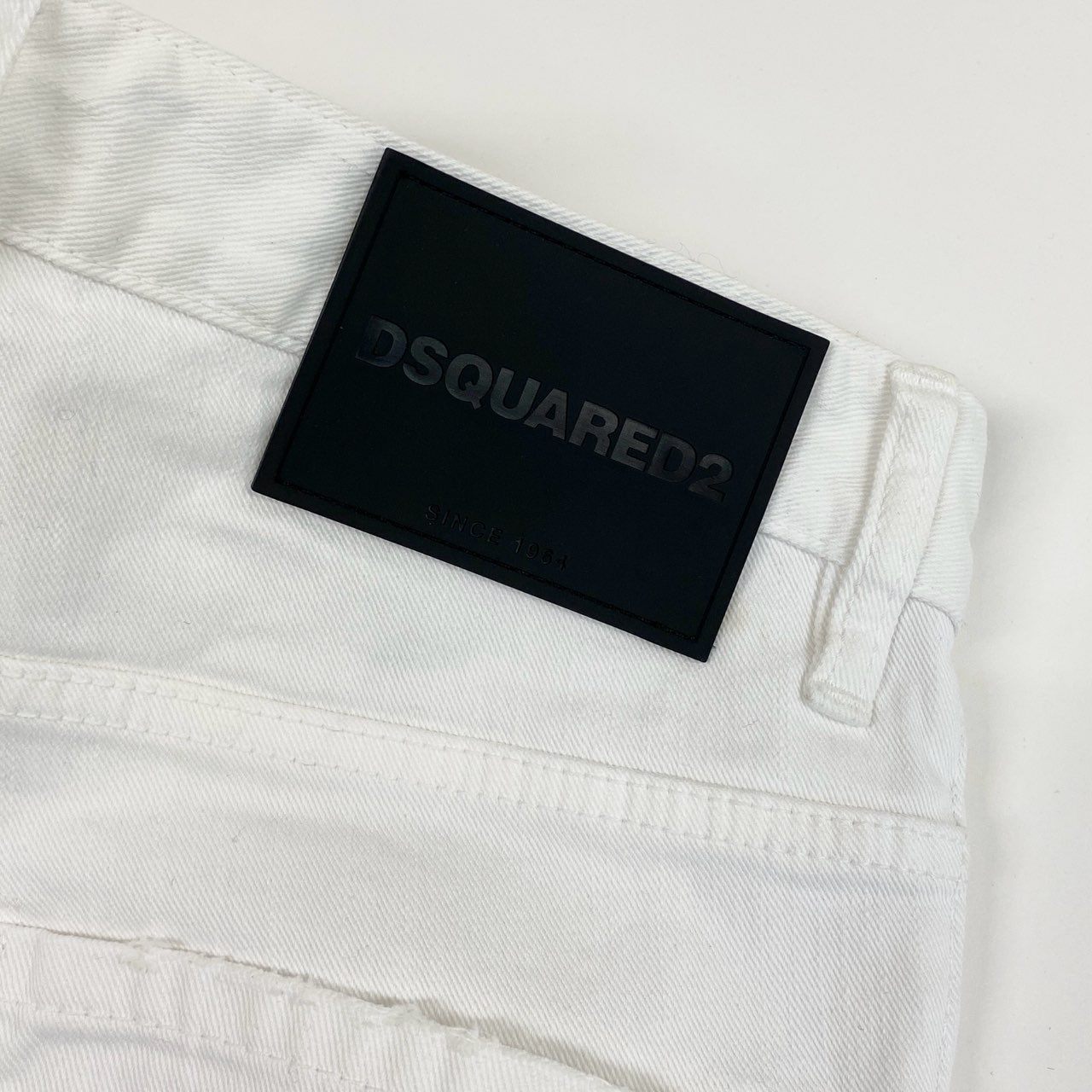 76g2 DSQUARED2 ディースクエアード SKATER JEAN ダメージ加工 ホワイトデニム ジーパン ボタンフライ S74LB0217 サイズ44 ホワイト コットン メンズ