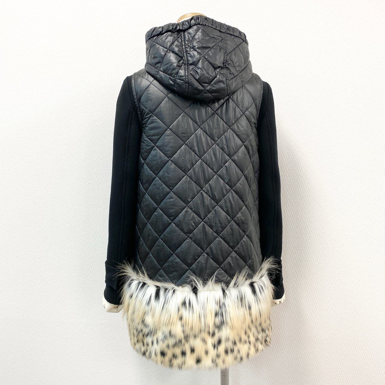 5d2 《美品》 ERMANNO SCERVINO エルマンノ シェルビーノ ベスト付 セパレート ノーカラージャケット 40 ブラック 2点セット イタリア製 レオパード柄