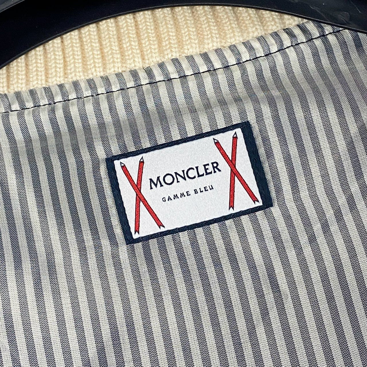 35l27 MONCLER GAMME BLEU モンクレール ガムブルー MAGLIA CARDIGAN ウール切替 中綿ジャケット C23918409600 L ネイビー