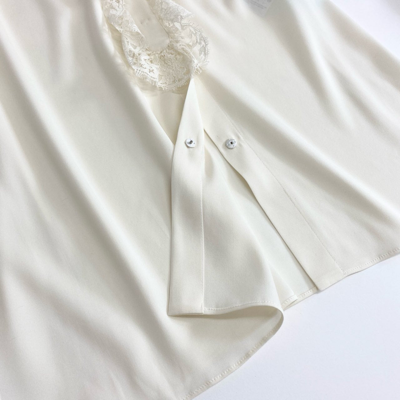 2f14-2 DOLCE&GABBANA ドルチェ&ガッバーナ レース切替 フリルブラウス ボウタイ シルクブラウス サイズ42 クリーム レディース 女性用