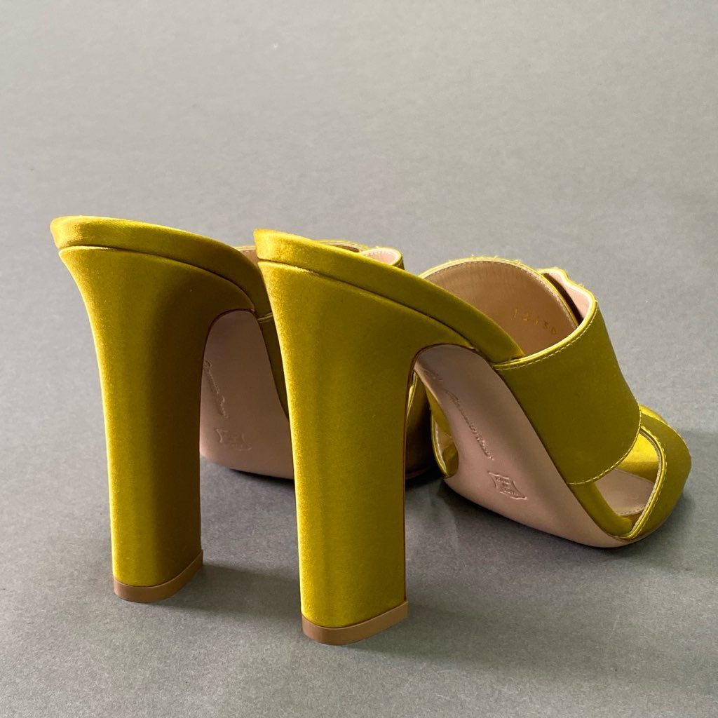 3d3 Gianvito Rossi ジャンヴィトロッシ チャンキーヒール サテン ミュール サンダル パンプス シューズ イタリア製 38 ゴールド