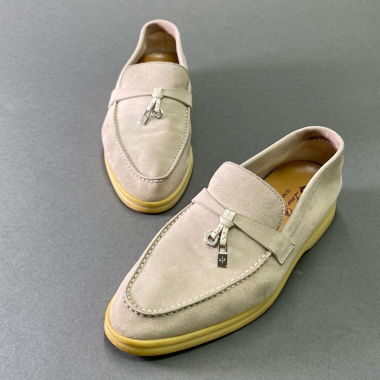 2f23 Loro Piana ロロピアーナ SUMMER WALK サマーチャーム ウォークモカシン シューズ 37 ベージュ レザー スリッポン ローファー 保存袋付き