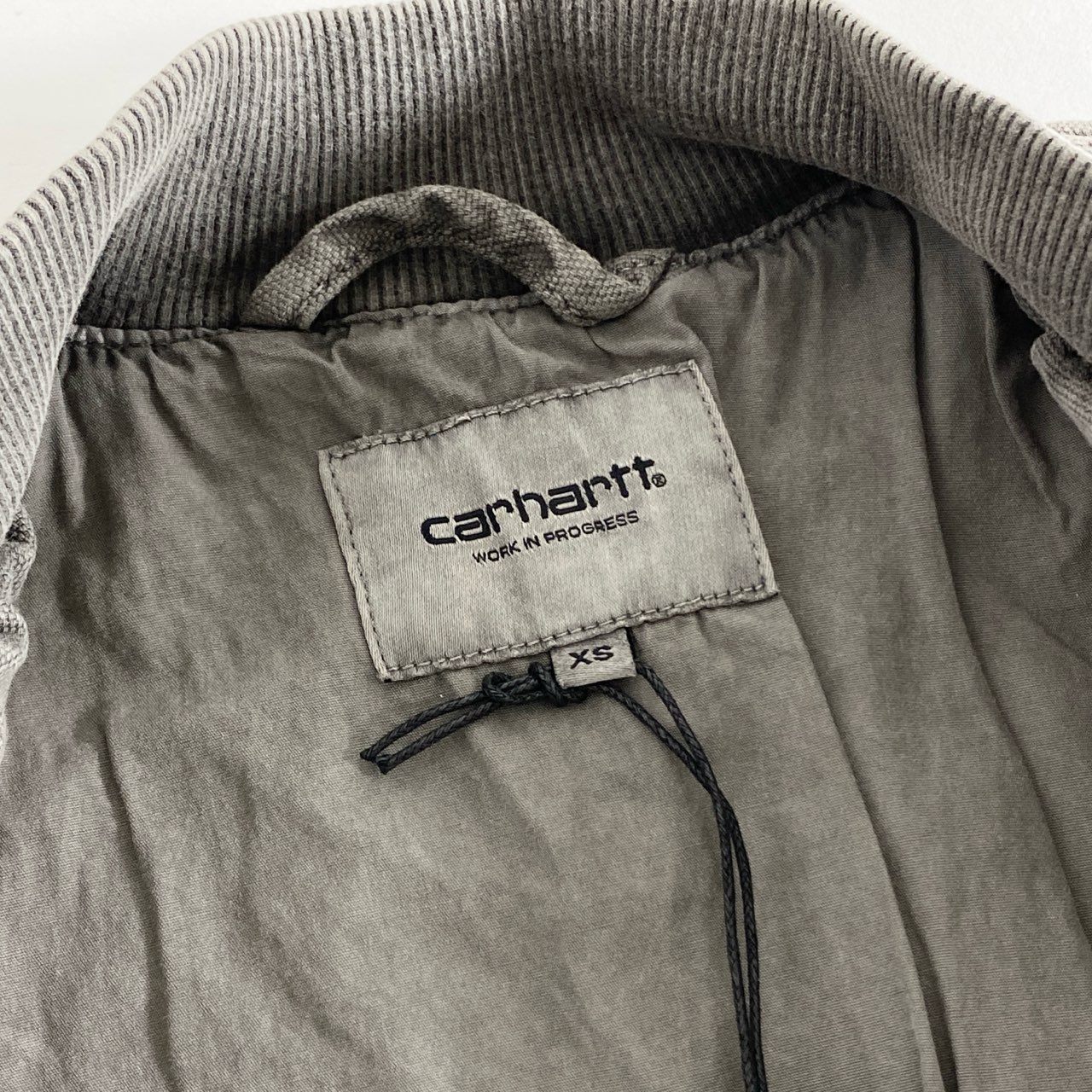 59e12 《未使用保管品》 タグ付 Carhartt WIP カーハート ダブルアイピ― SANTA FE BOMBER サンタフェボンバー ジャケット ブルゾン I030284 XSサイズ ブラック グレー コットン 秋冬