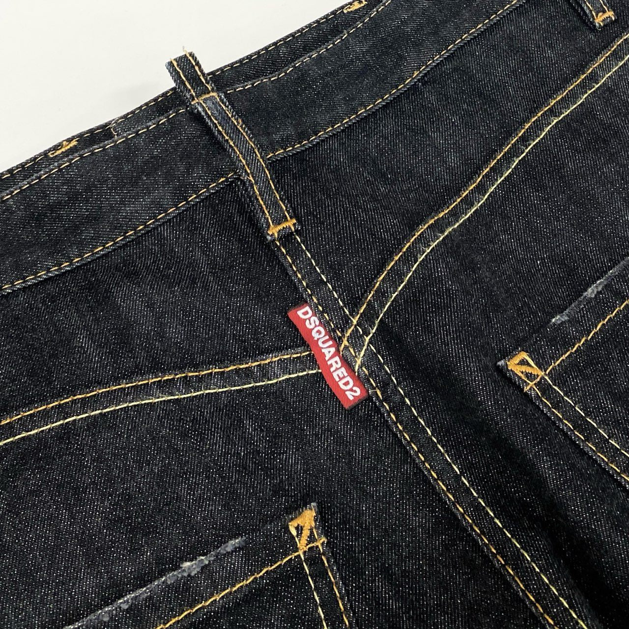 66g8 DSQUARED2 ディースクエアード デニムパンツ ジーンズ ボタンフライ ロールアップ イタリア製 メンズ 男性用 44 ブラック