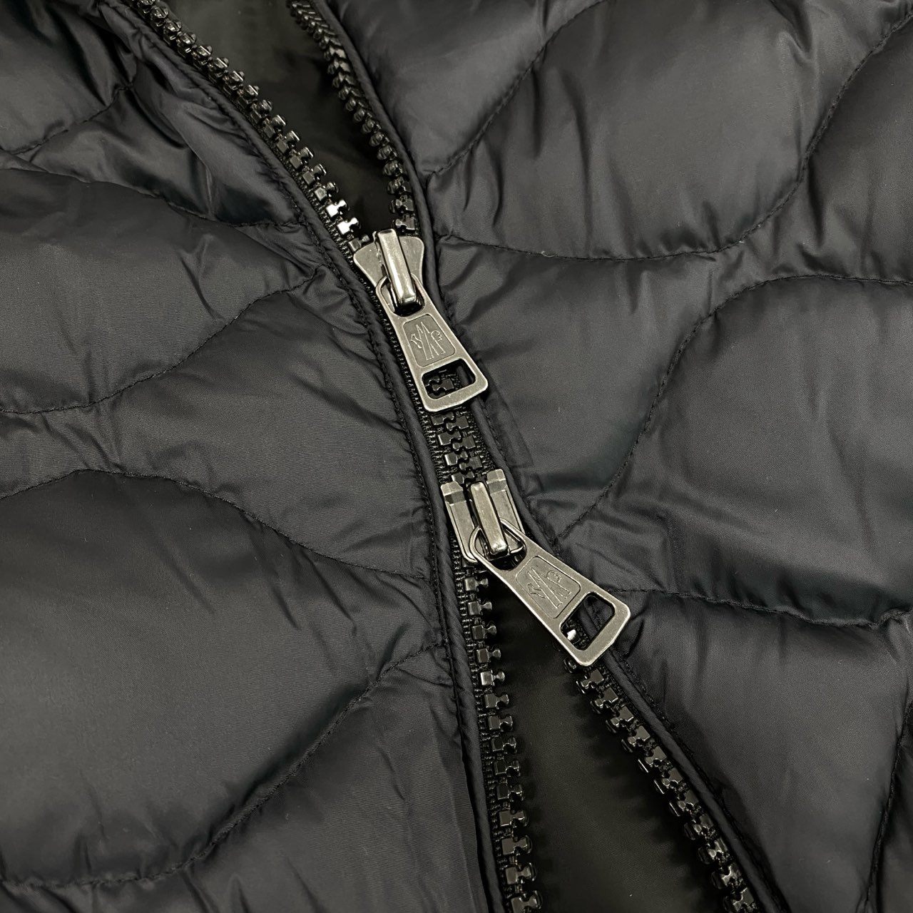 54d8 MONCLER モンクレール MORANDIERES モランデレス ダウンジャケット キルティング C20914131805 3 ネイビー