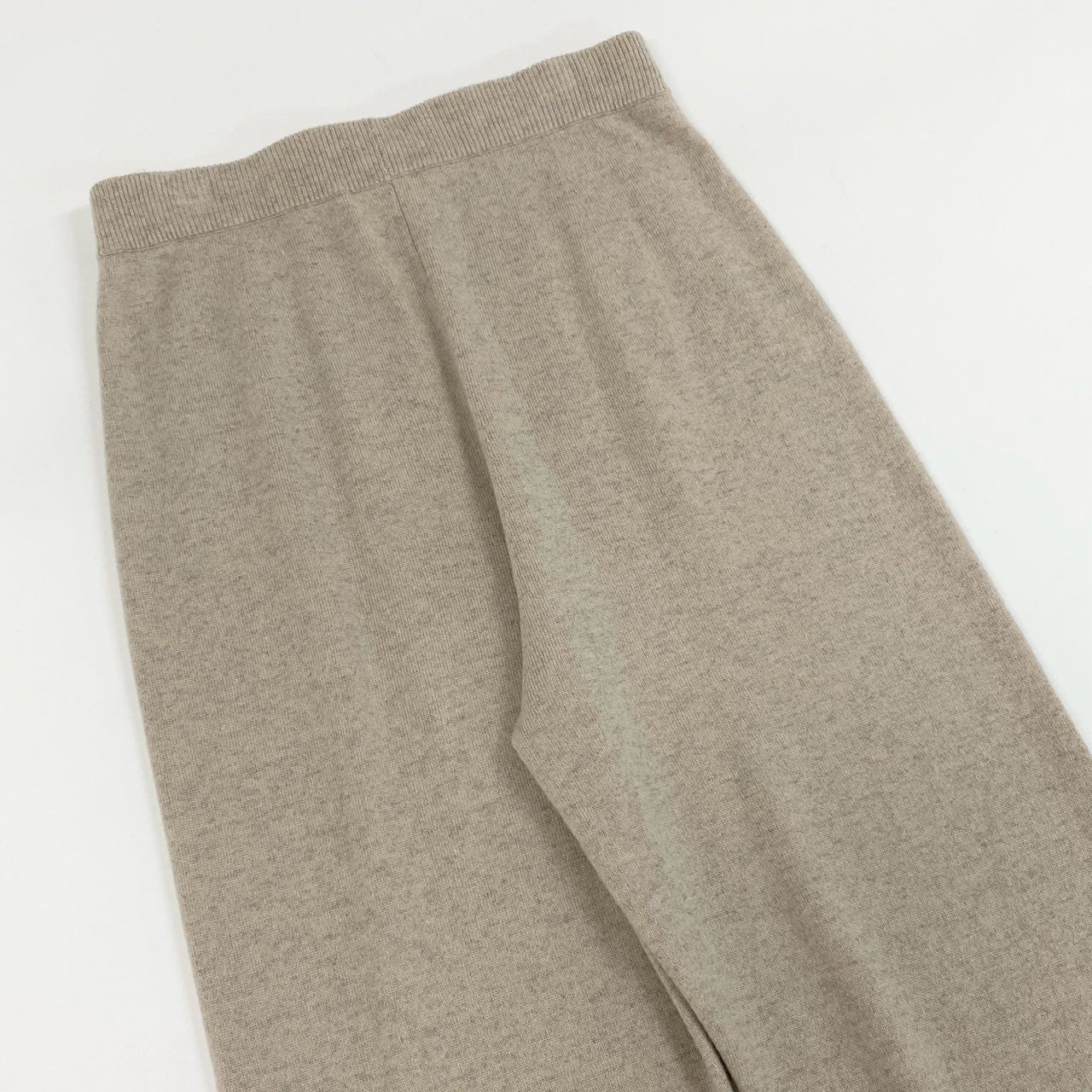 79g24 MAX MARA マックスマーラ 白タグ カシミヤ混 イージーニットパンツ ボトムス ロゴ刺繍 ウエストゴム グレージュ レディース_