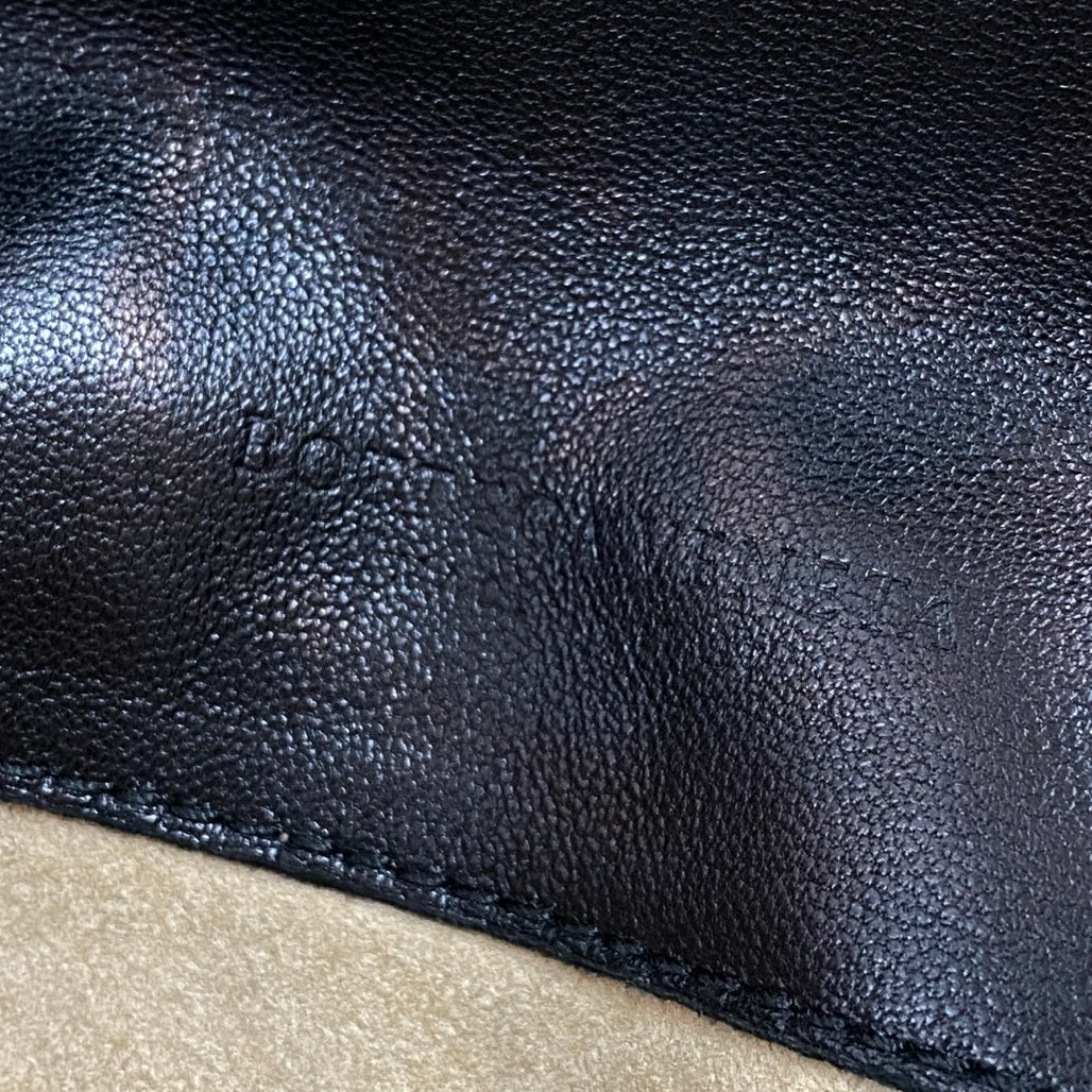 h29 BOTTEGA VENETA Intrecciato Butterfly トートバッグ ブラック レザー レディース 女性用ta1
