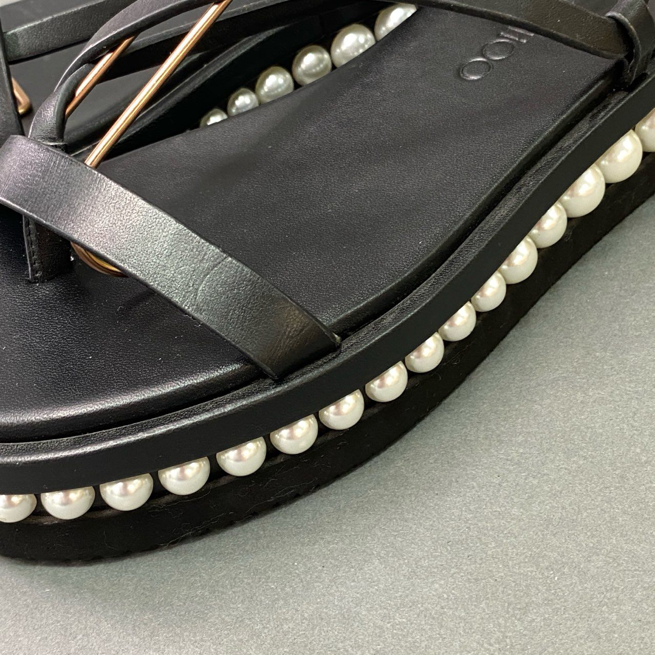 6a6 《美品》 JIMMY CHOO ジミーチュウ パール装飾 ストラップサンダル 36 ブラック レザー 厚底 スペイン製 シューズ 靴