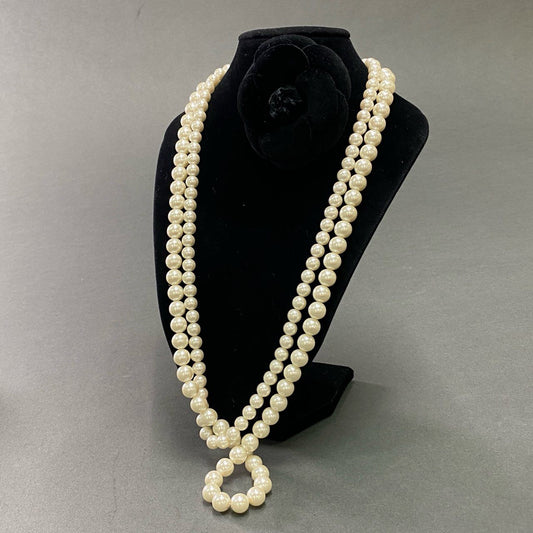 c25 【2点セット】 FOXEY フォクシー パール 2連ネックレス × カメリア ブローチ ホワイト ブラック ビジュー セレモニー 結婚式 入学式 フォーマル まとめ