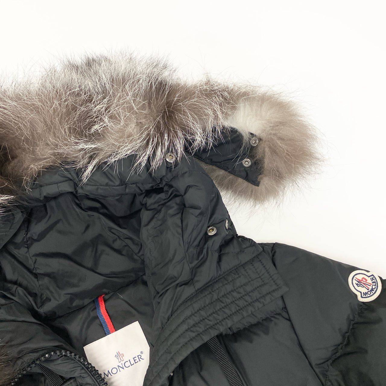 65j9 《美品》 MONCLER モンクレール APHROTI アフロティ ダウンコート I20931B51002 3 ブラック シルバーフォックス ロングダウンジャケット 毛皮t18r