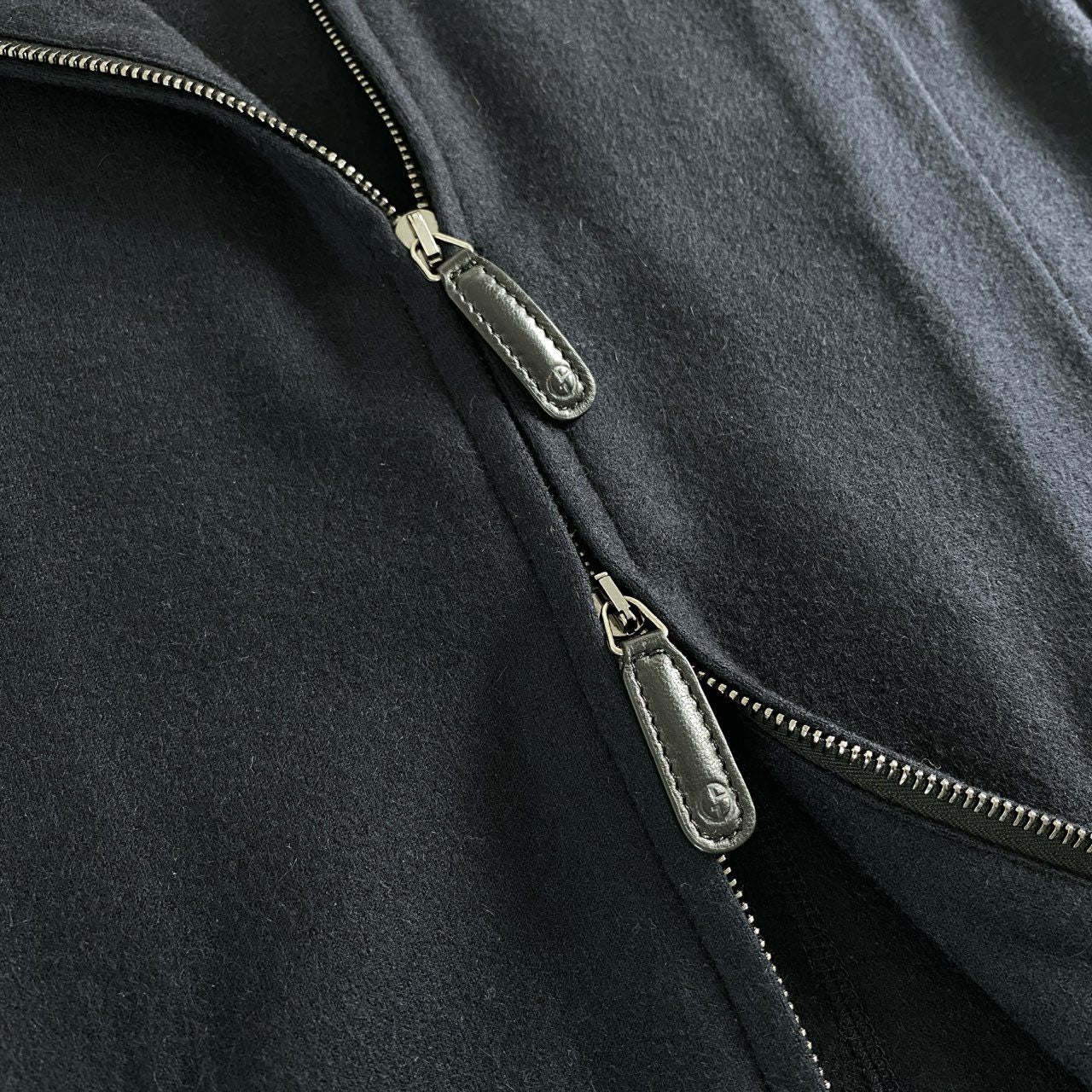 55e27 イタリア製 GIORGIO ARMANI ジョルジオアルマーニ 黒タグ カシミヤニットブルゾン ニットジャケット ダブルジップ サイズ46 ネイビー カシミヤ100% メンズ 紳士服