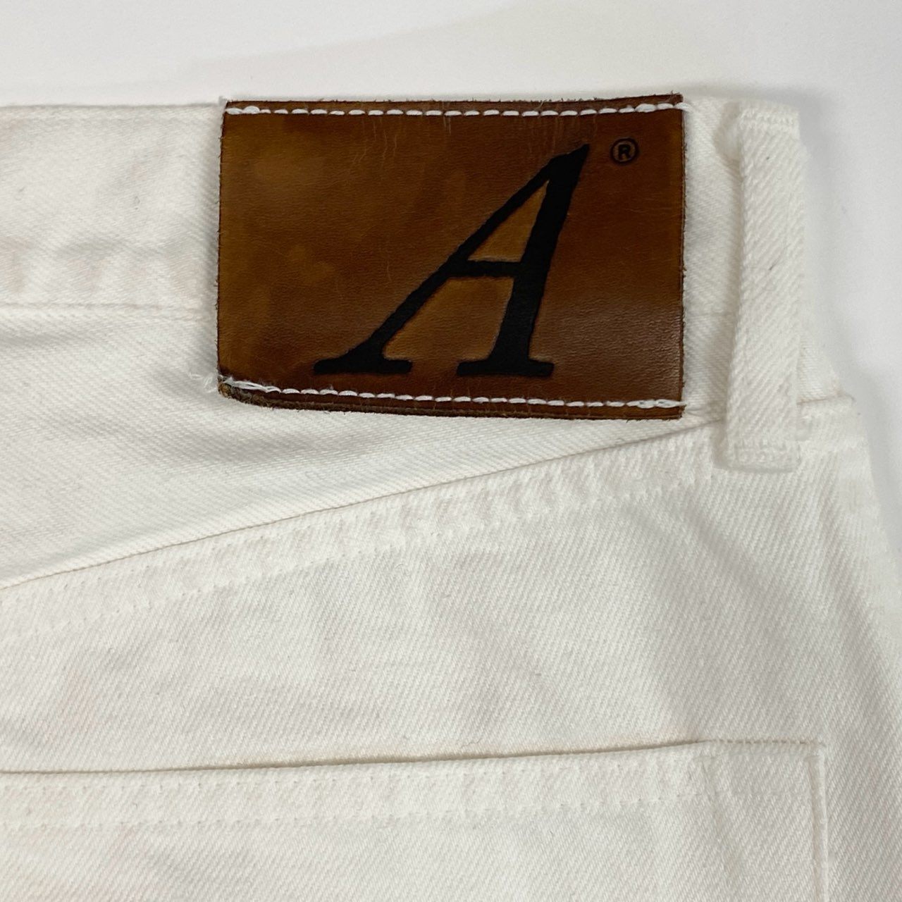 79j9 ANATOMICA アナトミカ デニムパンツ ホワイトデニム ジーンズ ストレート レザーパッチ 530-000-06 S21 A 32 ホワイト コットン100%u02t