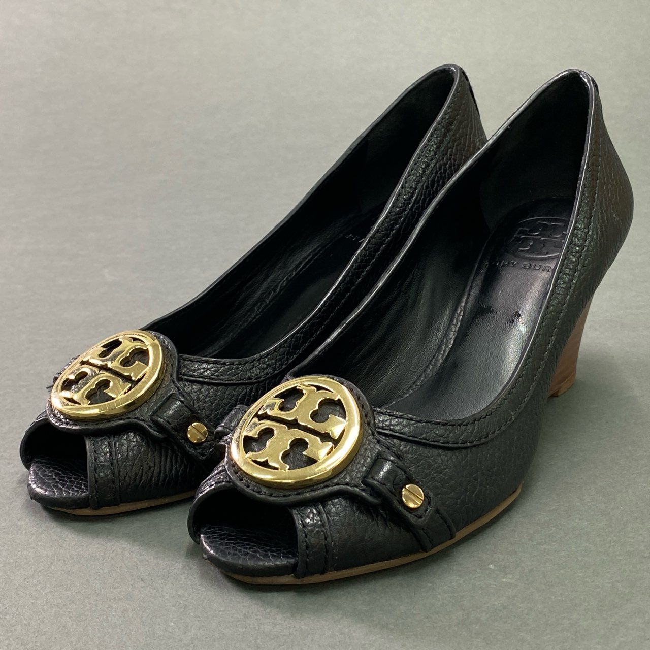 5c18 TORY BURCH トリーバーチ オープントゥ ウェッジソール パンプス ヒール シューズ サンダル 6.5M ブラック レザー