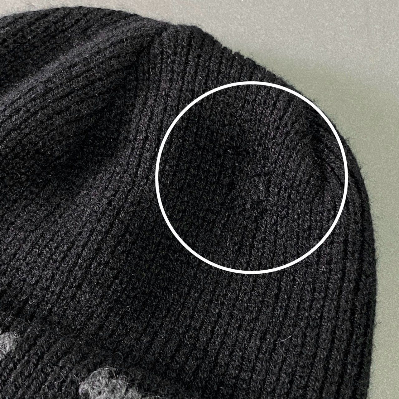 l23 HERMES エルメス イタリア製 カシミヤ100% Hロゴ ニット帽 ブラック グレー cashmere ビーニー