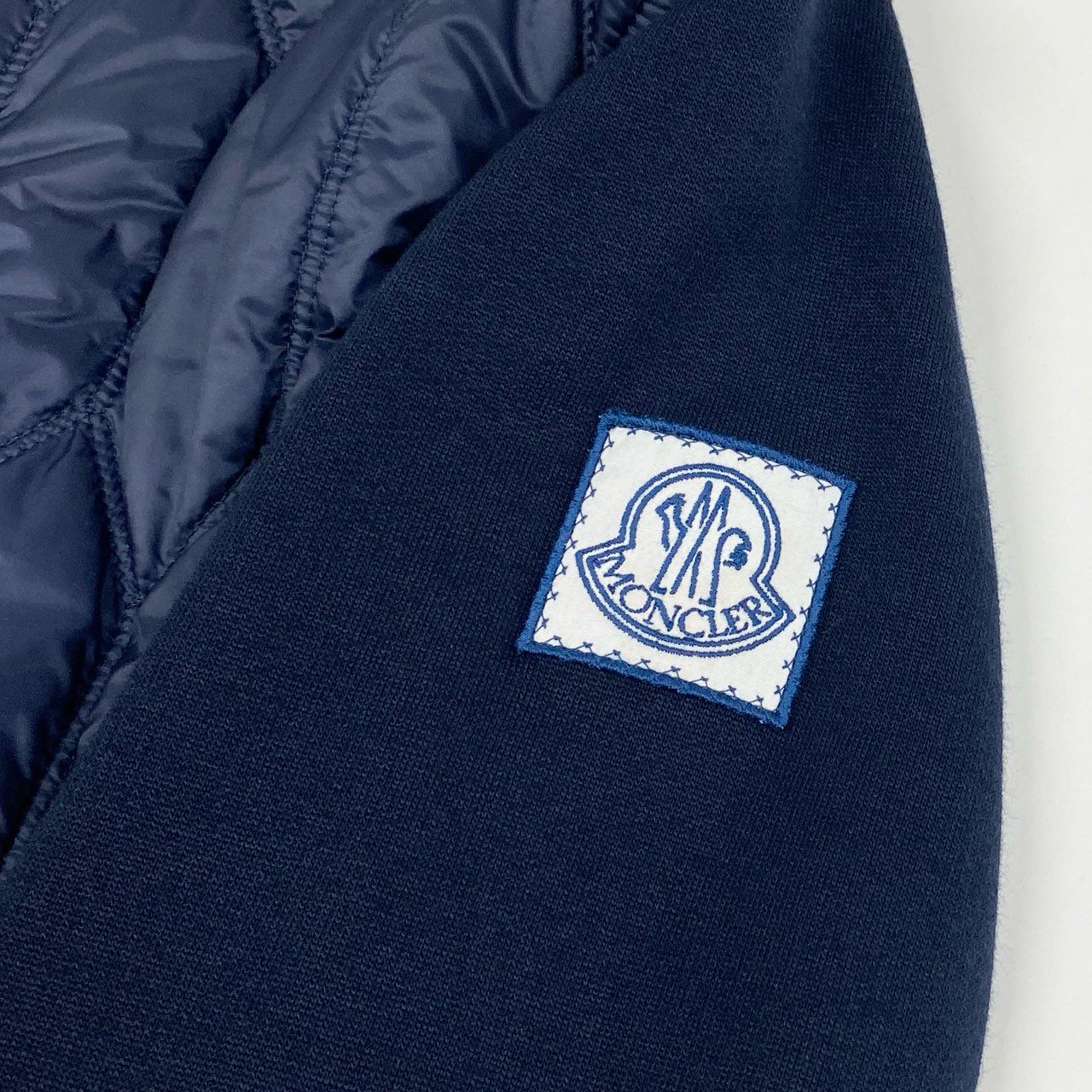 35l27 MONCLER GAMME BLEU モンクレール ガムブルー MAGLIA CARDIGAN ウール切替 中綿ジャケット C23918409600 L ネイビー
