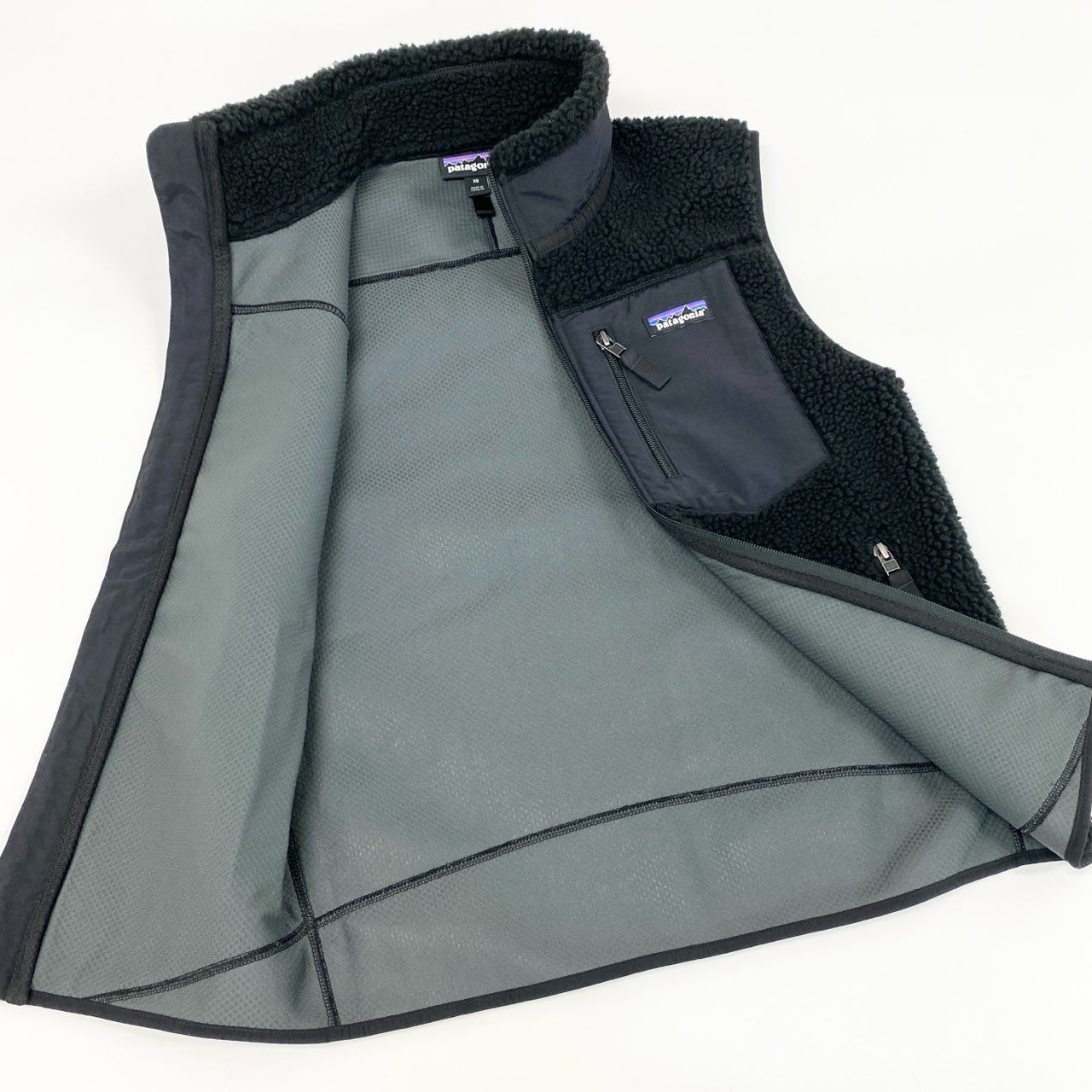 36d7 patagonia パタゴニア クラシックレトロX フリースベスト アウター 23048FA19 サイズXS ブラック メンズ アウトドア