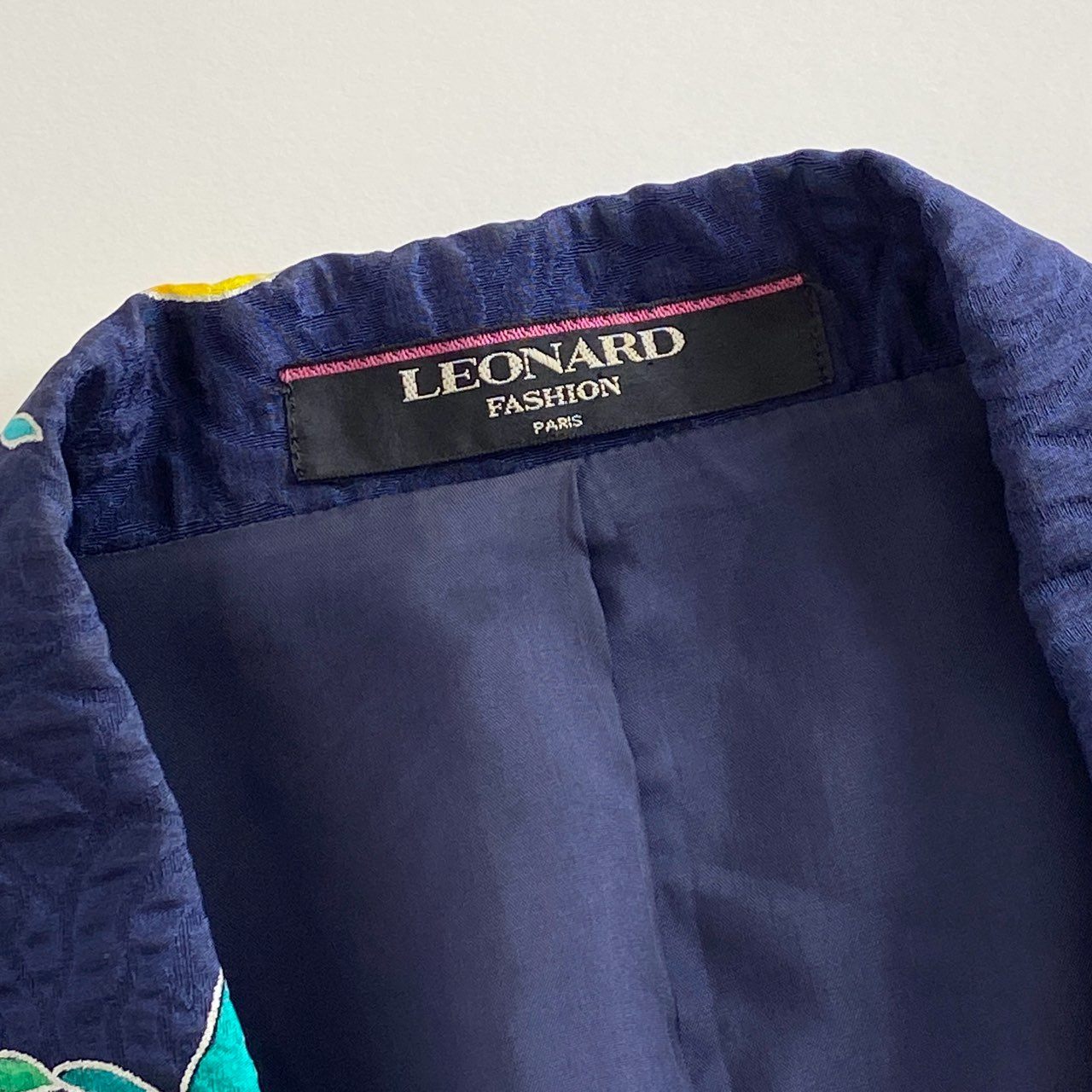 79j2 LEONARD レオナール 美しい花柄プリント テーラードジャケット サマージャケット 11AR マルチカラー レディース 日本製