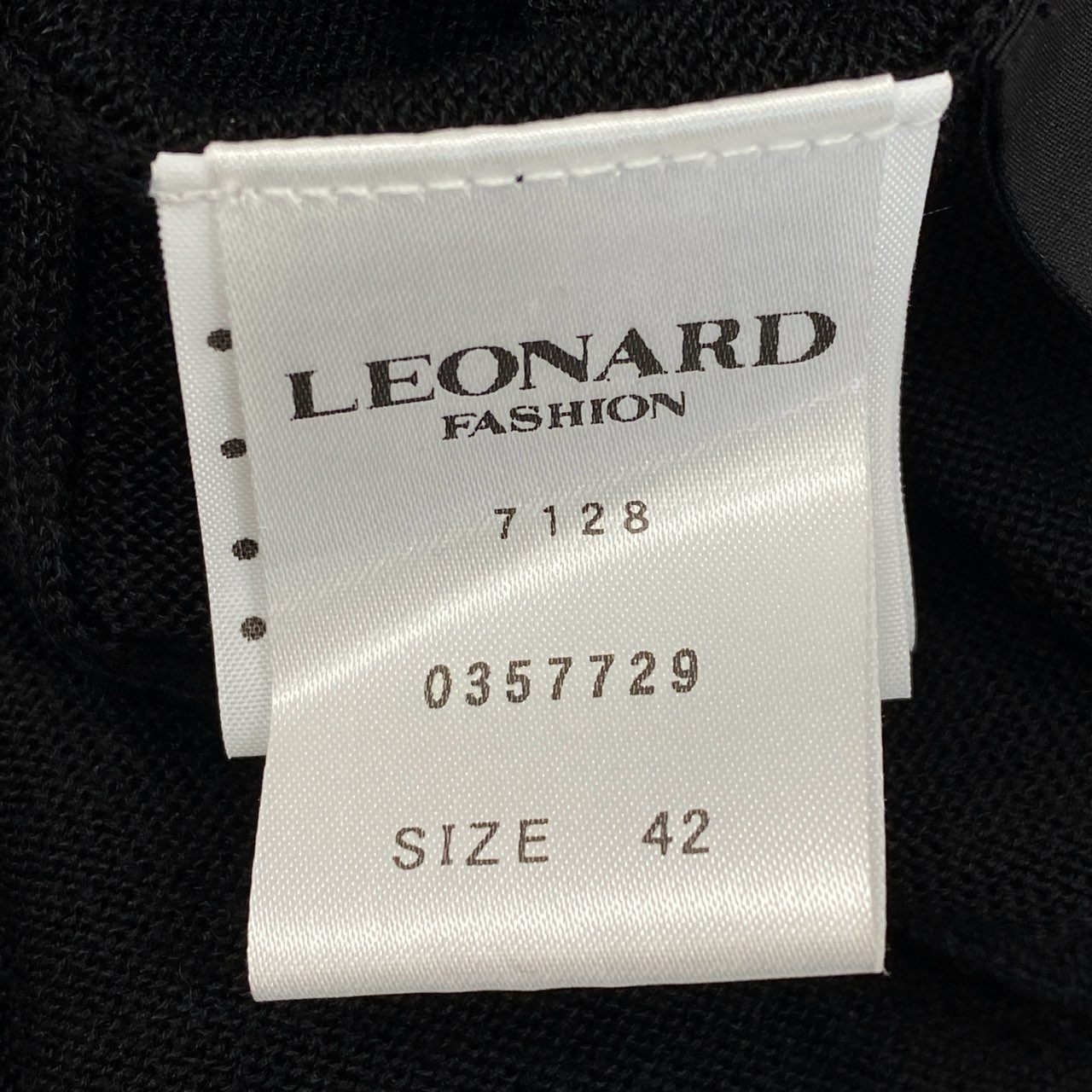 71f27 LEONARD レオナール ロングカーディガン ニットカーディガン トップス ラインストーン 花柄 03577729 サイズ42 ブラック レディース